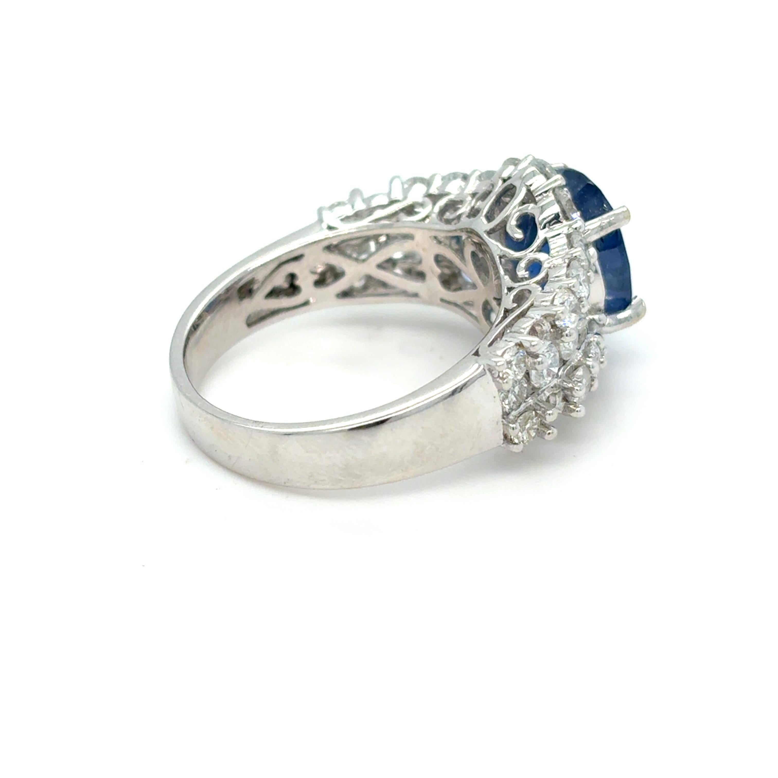 GIA Certified 3.22 Carat Oval Cut Ceylon Sapphire Diamond Engagement Ring For Sale 2