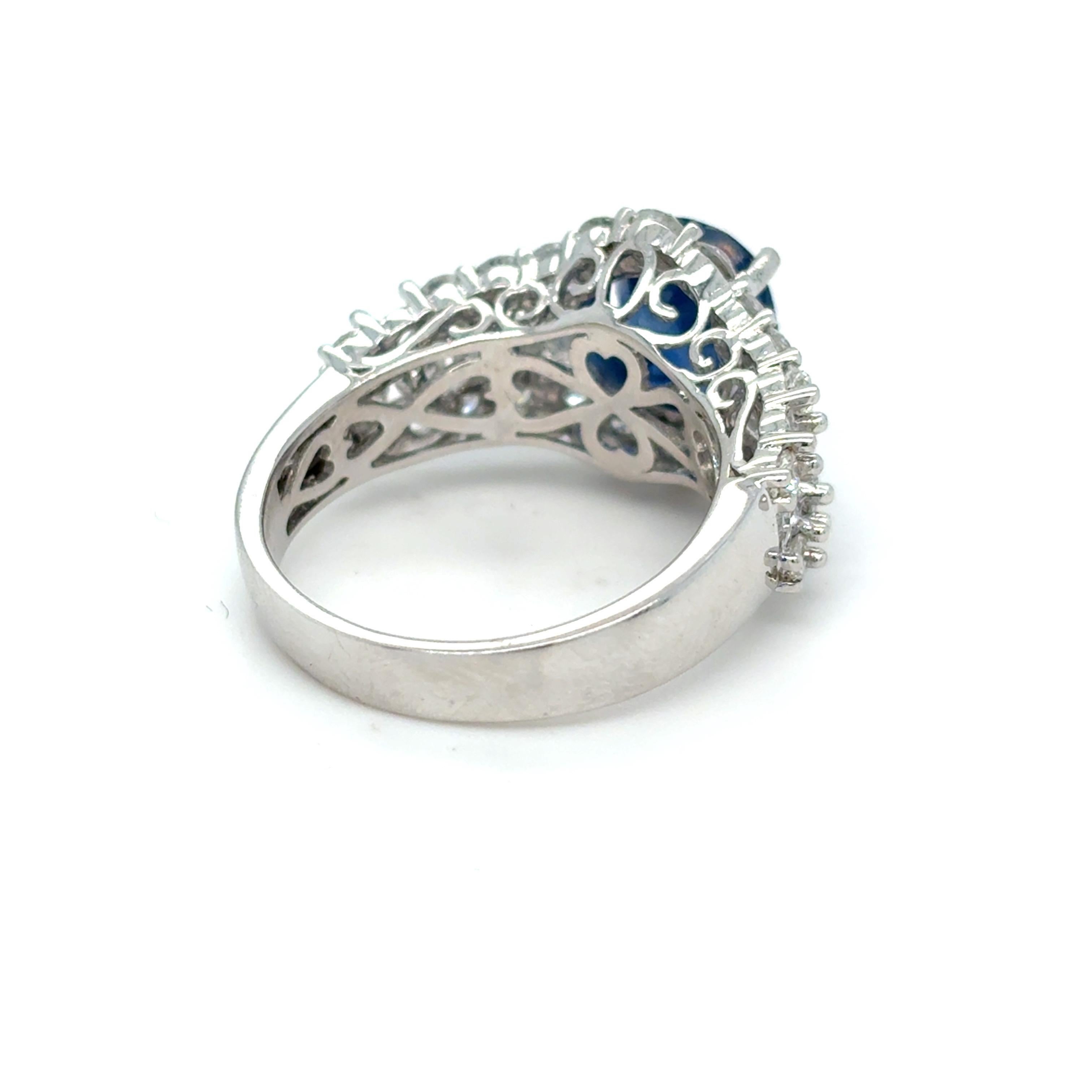 GIA Certified 3.22 Carat Oval Cut Ceylon Sapphire Diamond Engagement Ring For Sale 3
