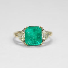 GIA Certified 3.23ct F1 Colombian Emerald & Diamond Ring