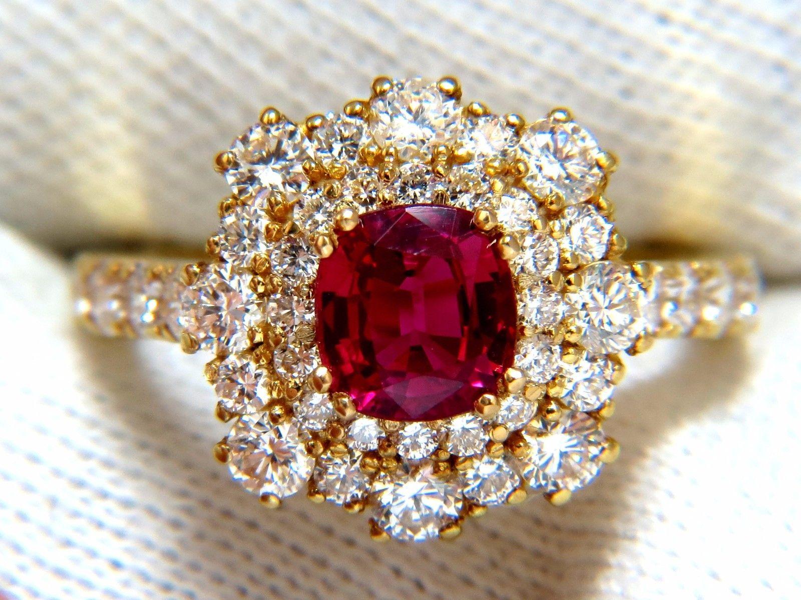 GIA Certified 3.24 Carat Red Origin Ruby Diamonds Ring 18 Karat Cocktail Petite In New Condition In New York, NY