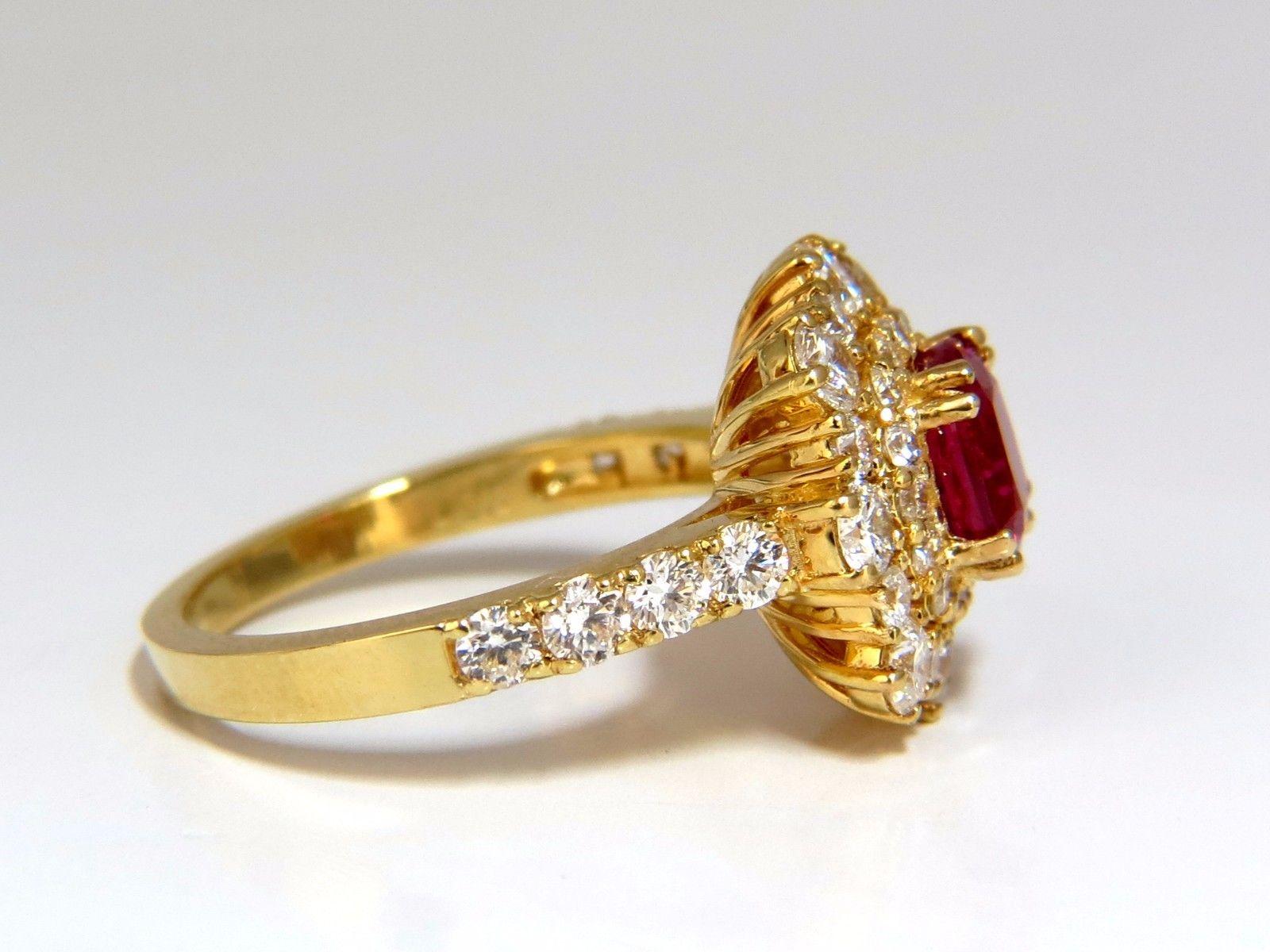 GIA Certified 3.24 Carat Red Origin Ruby Diamonds Ring 18 Karat Cocktail Petite In New Condition For Sale In New York, NY