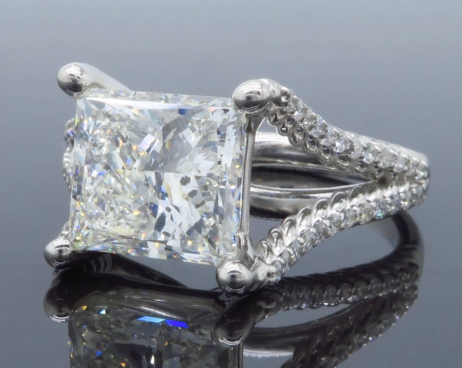 Women's GIA Certified 3.25 Carat Princess Cut Diamond Engagment Ring