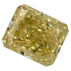 Diamant certifié GIA de 3,26 carats de pureté jaune verdâtre clair VS2