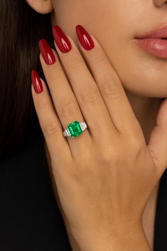 GIA Certified 3.27 Carat Colombian Emerald & Diamond Platinum Five-Stone Ring