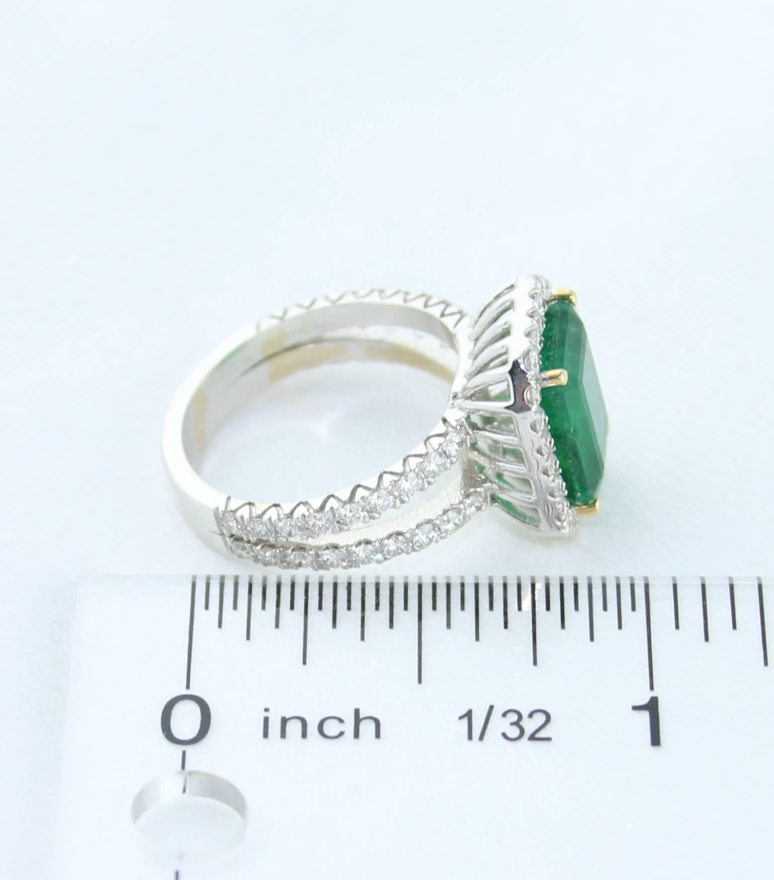 GIA Certified 3.27 Carat Emerald and Diamond Gold Ring 1