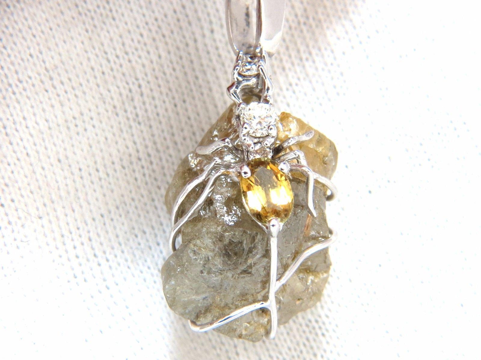 GIA Certified 32.88CT Rough Diamond Pendant 14KT Rare & Yellow Sapphires In New Condition For Sale In New York, NY