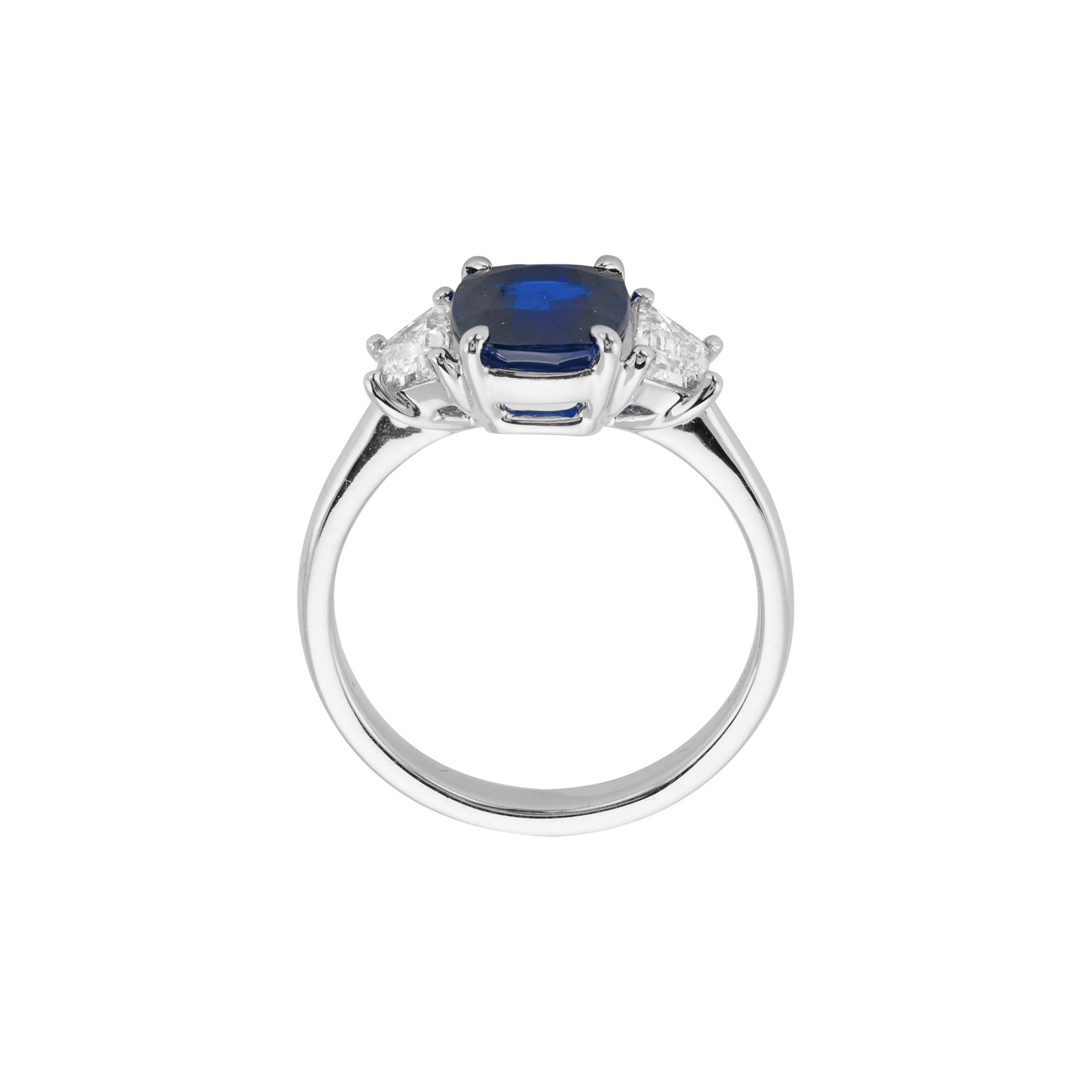 GIA-zertifizierter 3.29 Karat  Saphir-Diamant-Platin-Ring (Zeitgenössisch) im Angebot