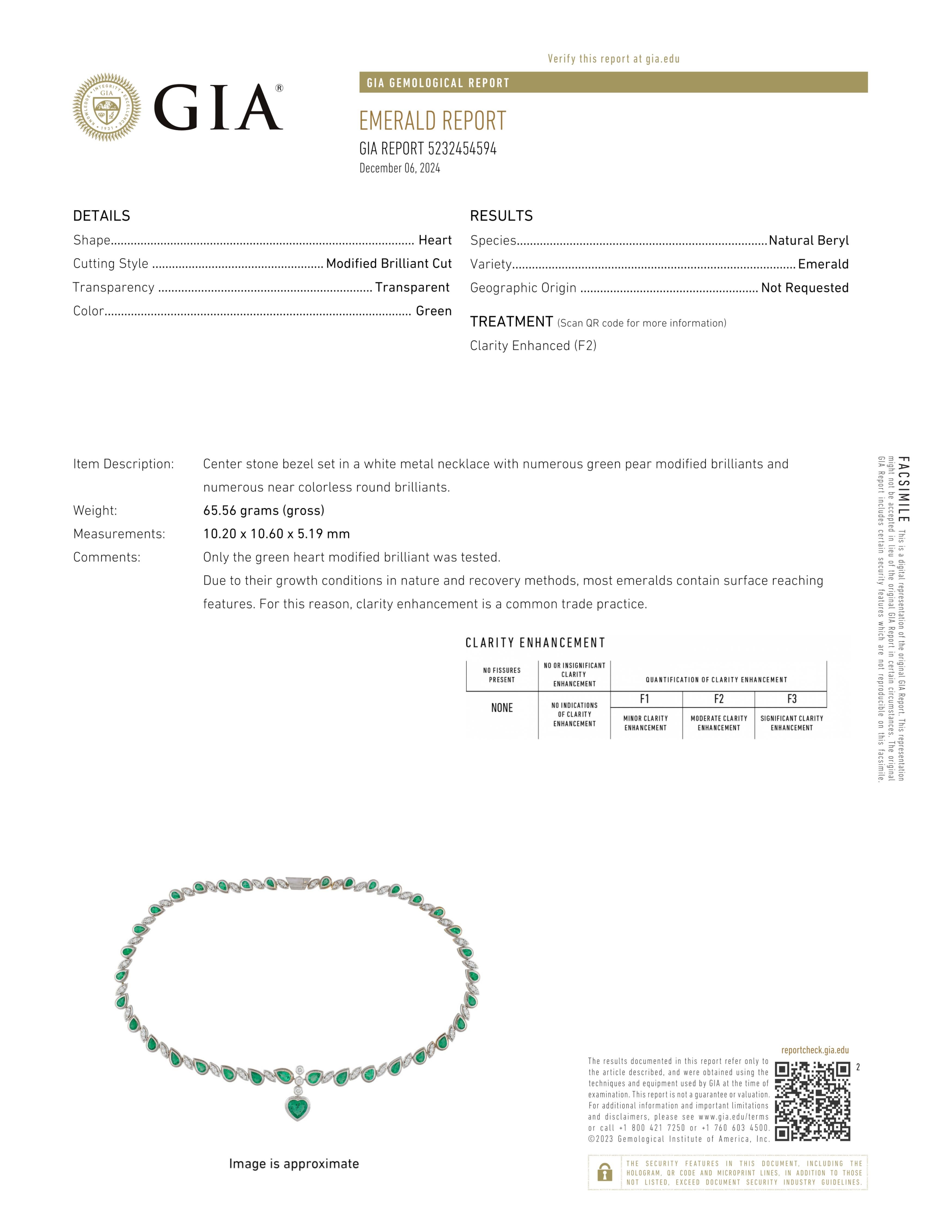 Collana con diamanti smeraldo a forma di cuore 18k certificata GIA 33 carati in vendita 1