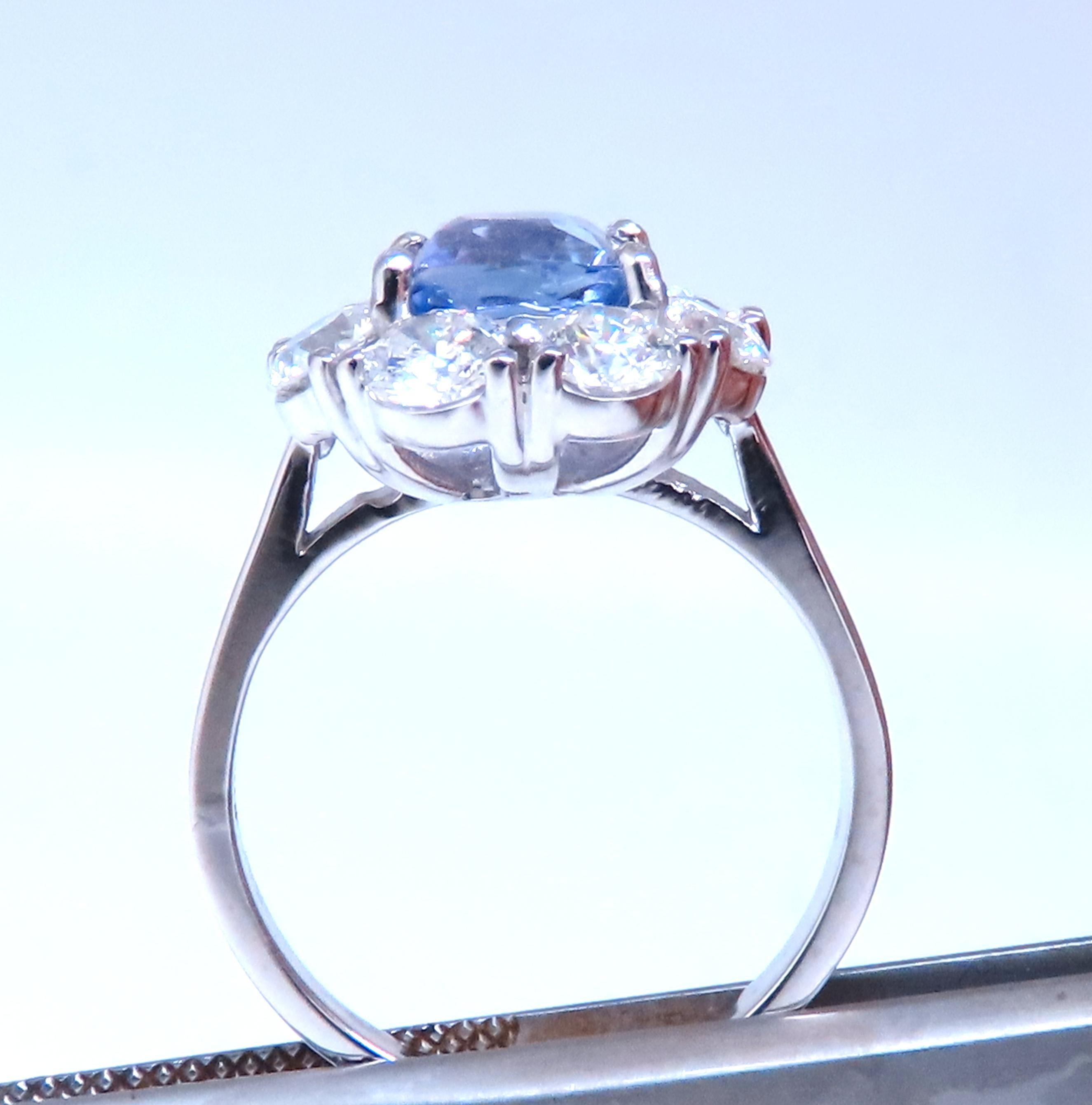 Modern GIA Certified 3.30ct Natural Color Change Sapphire Diamonds Ring 18kt Gold 85442 For Sale