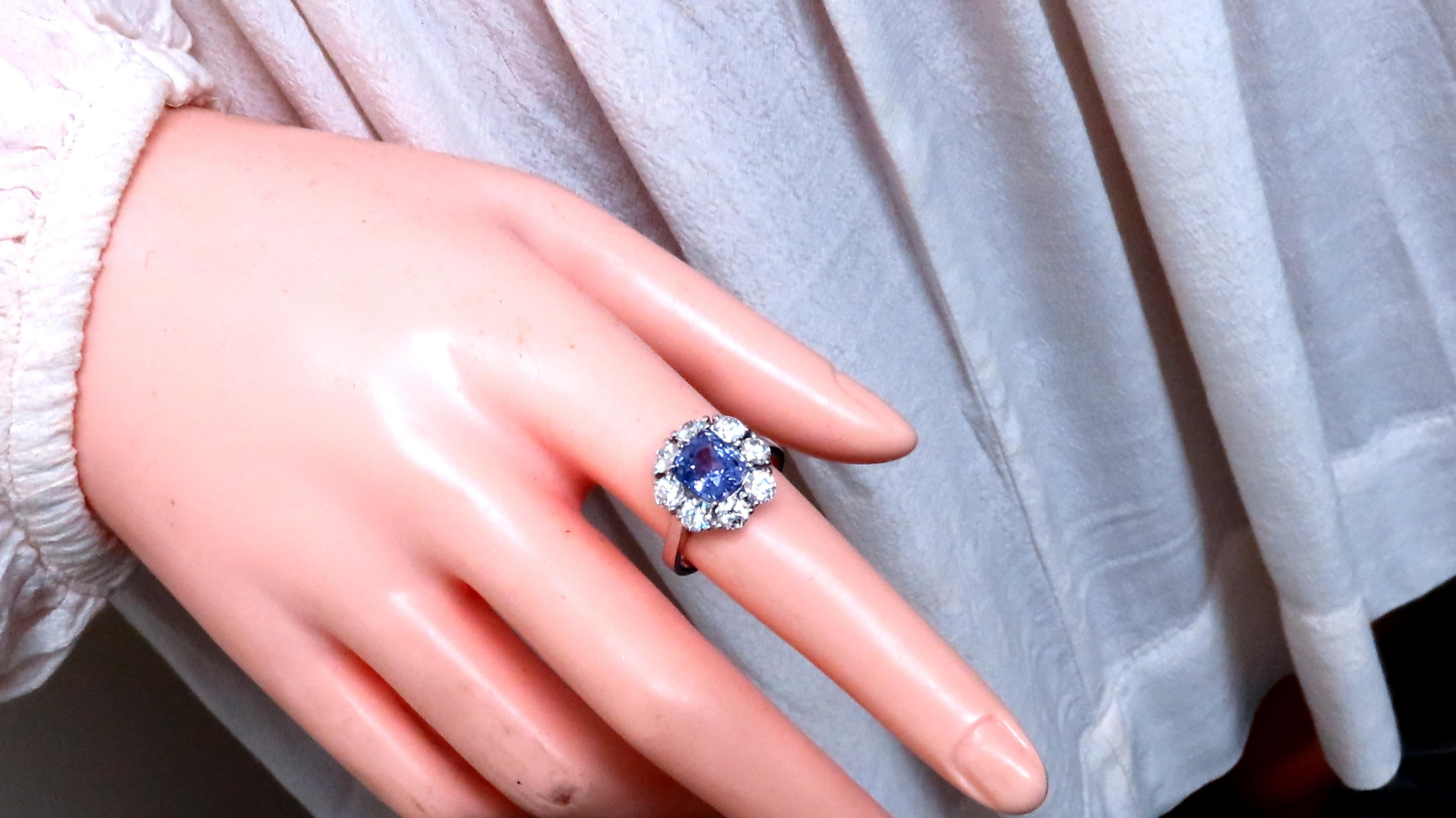 Women's GIA Certified 3.30ct Natural Color Change Sapphire Diamonds Ring 18kt Gold 85442 For Sale