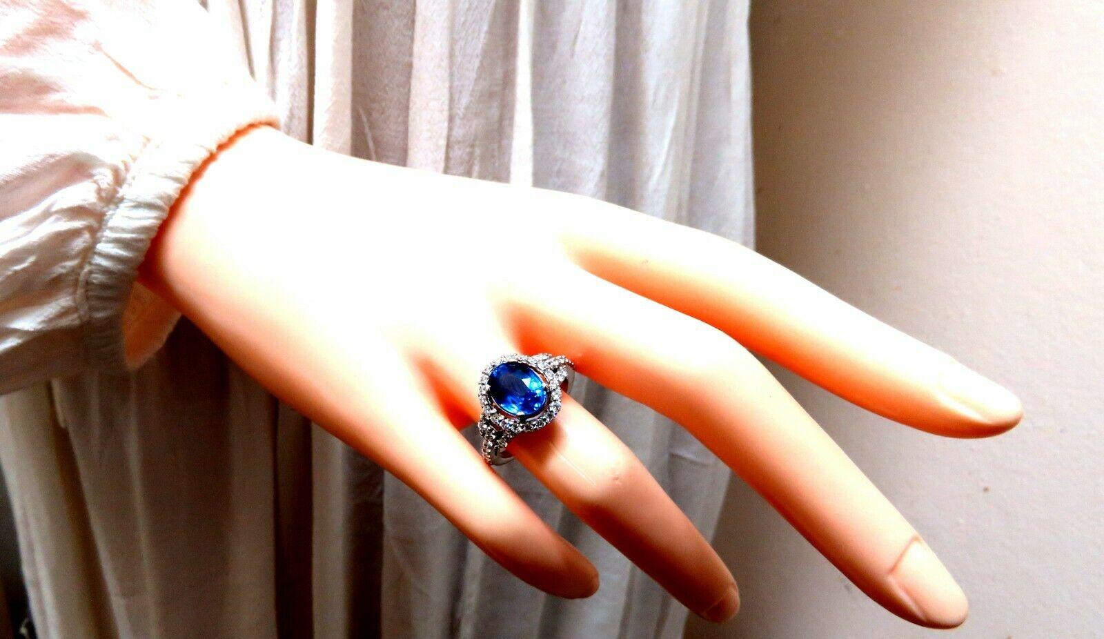 GIA Certified 3.30 Carat Natural No Heat Sapphire Diamond Ring Unheated 14 Karat In New Condition For Sale In New York, NY