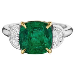 GIA-zertifizierter 3,34 Karat kolumbianischer Smaragd und Halbmond-Diamantring