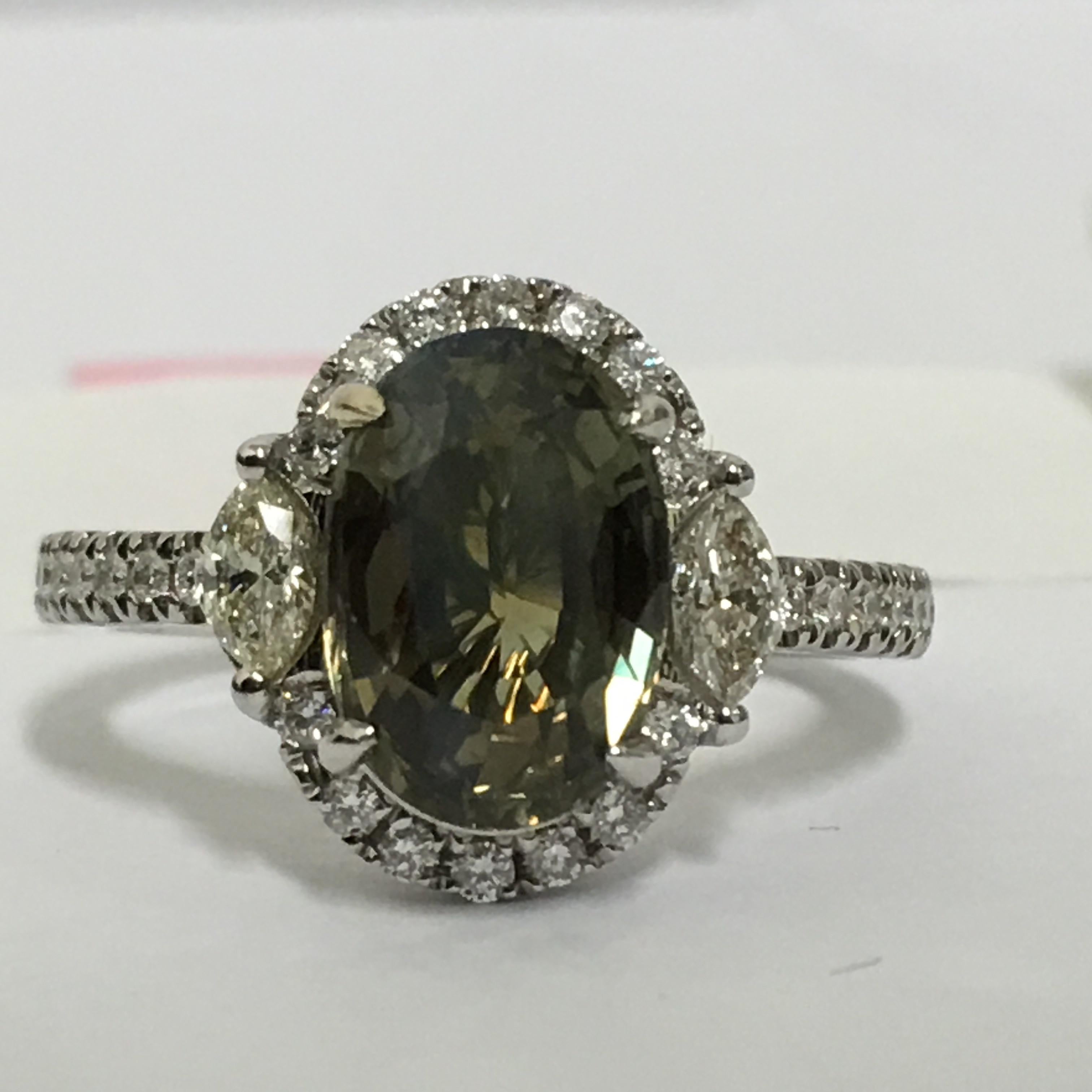 GIA Certified 3.35 Carat Alexandrite Diamond Ring In New Condition In Trumbull, CT