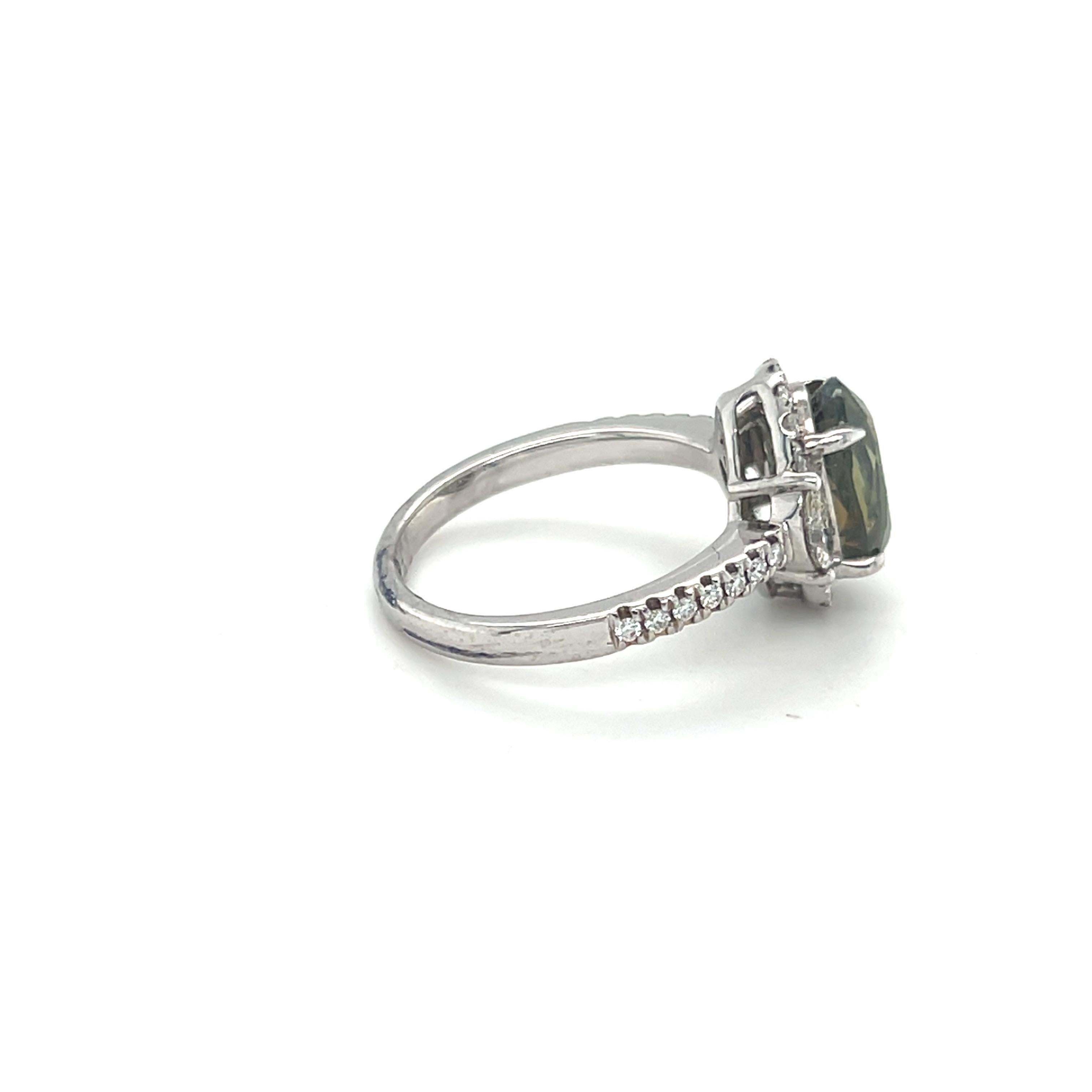 GIA Certified 3.35 Carat Oval Cut Alexandrite Diamond Engagement Ring In New Condition For Sale In Trumbull, CT