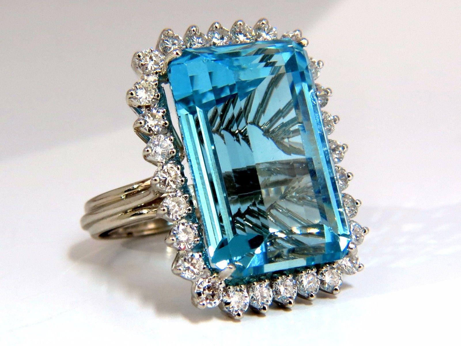 Cóctel de anillo de aguamarina 