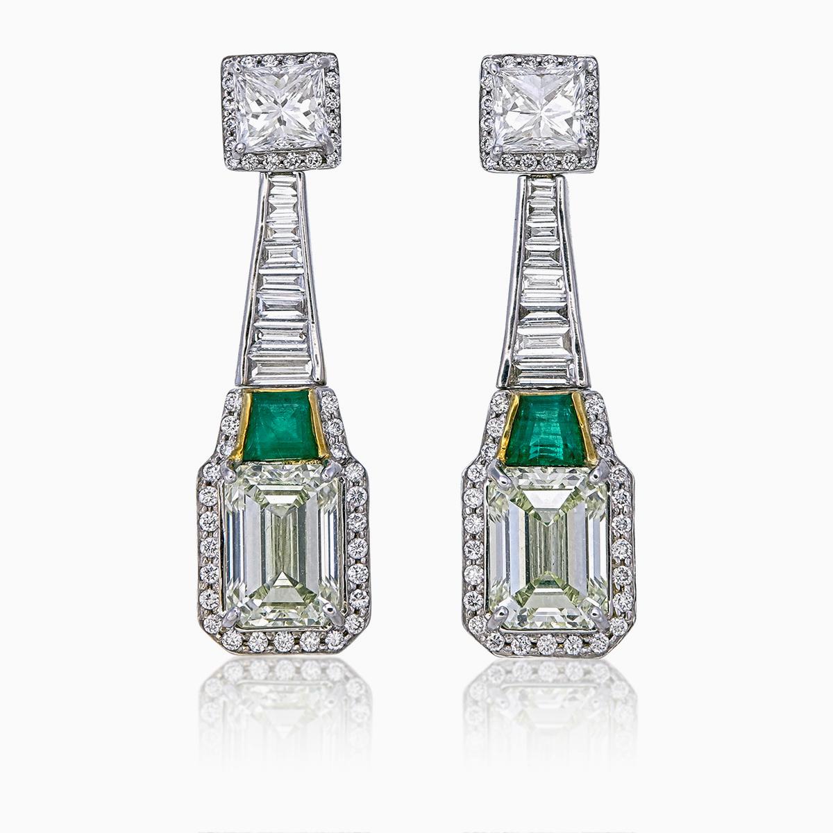 GIA Certified 3.40 Carats Emerald Cut Diamond Earrings in 18 Karat White Gold In New Condition For Sale In Bangkok, TH
