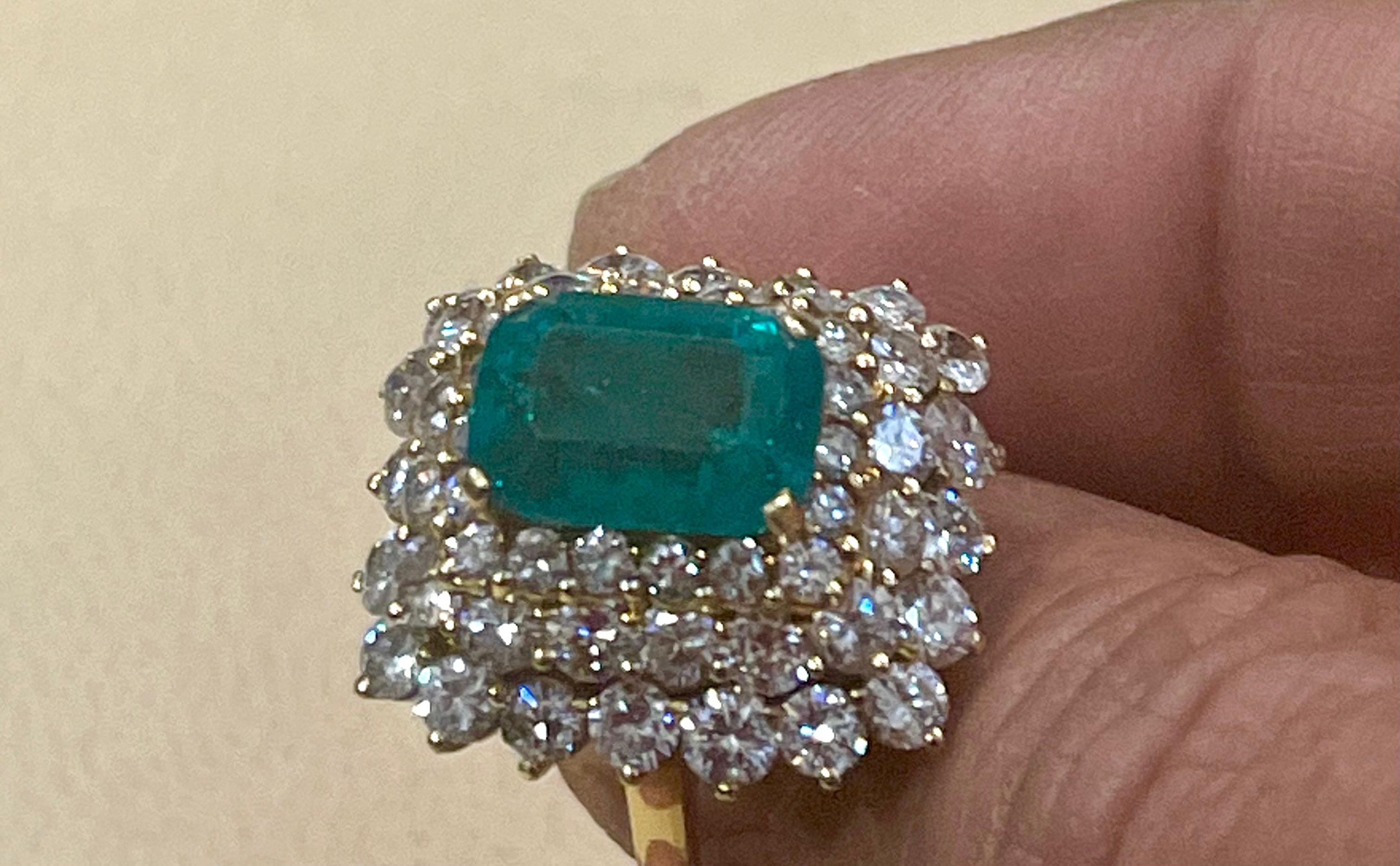 GIA Certified 3.41 Carat Cushion Cut Colombian Emerald & Diamond Ring 18K Y Gold For Sale 9