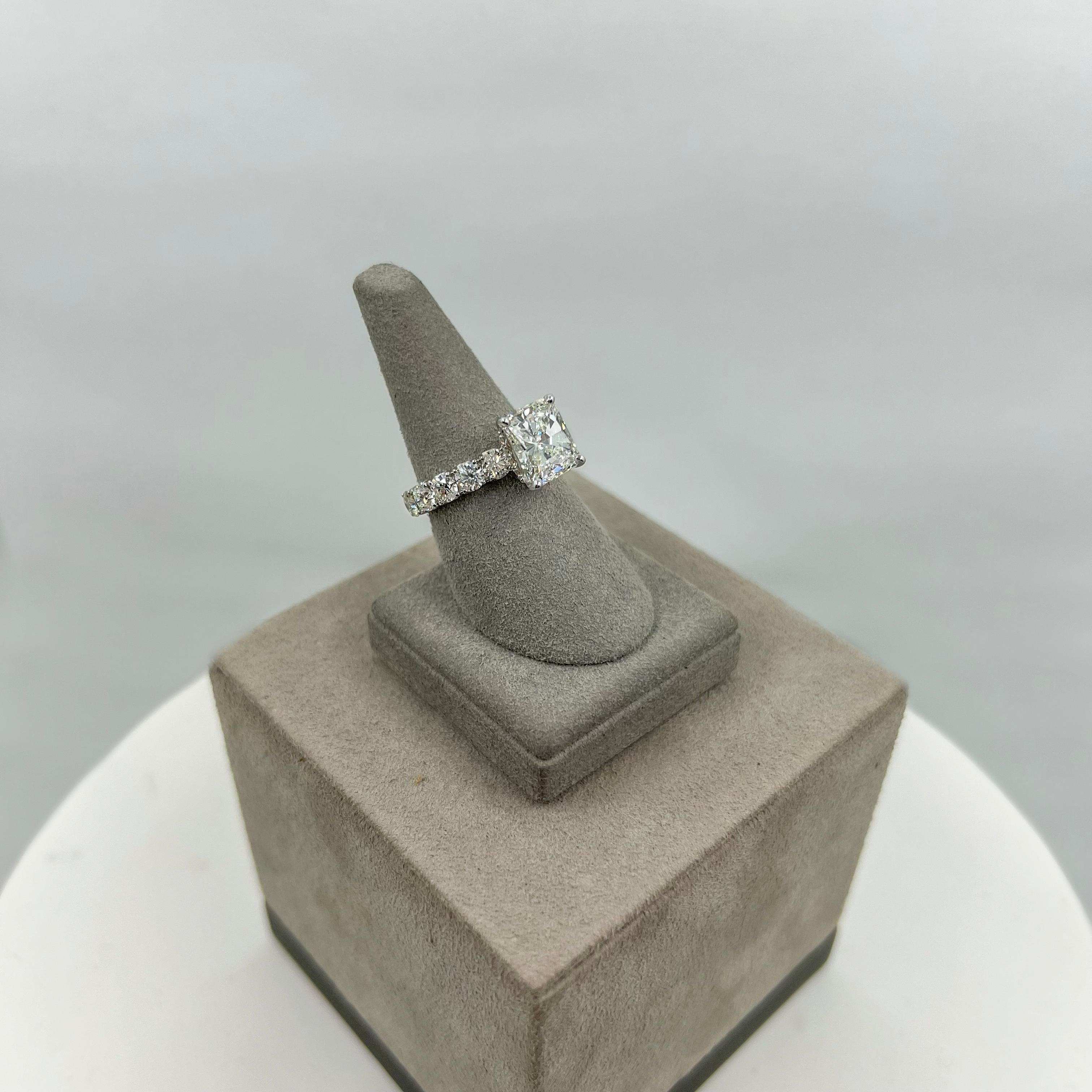 Women's GIA Certified 3.41 Carats Radiant Cut Diamond Engagement Ring with Side Stones