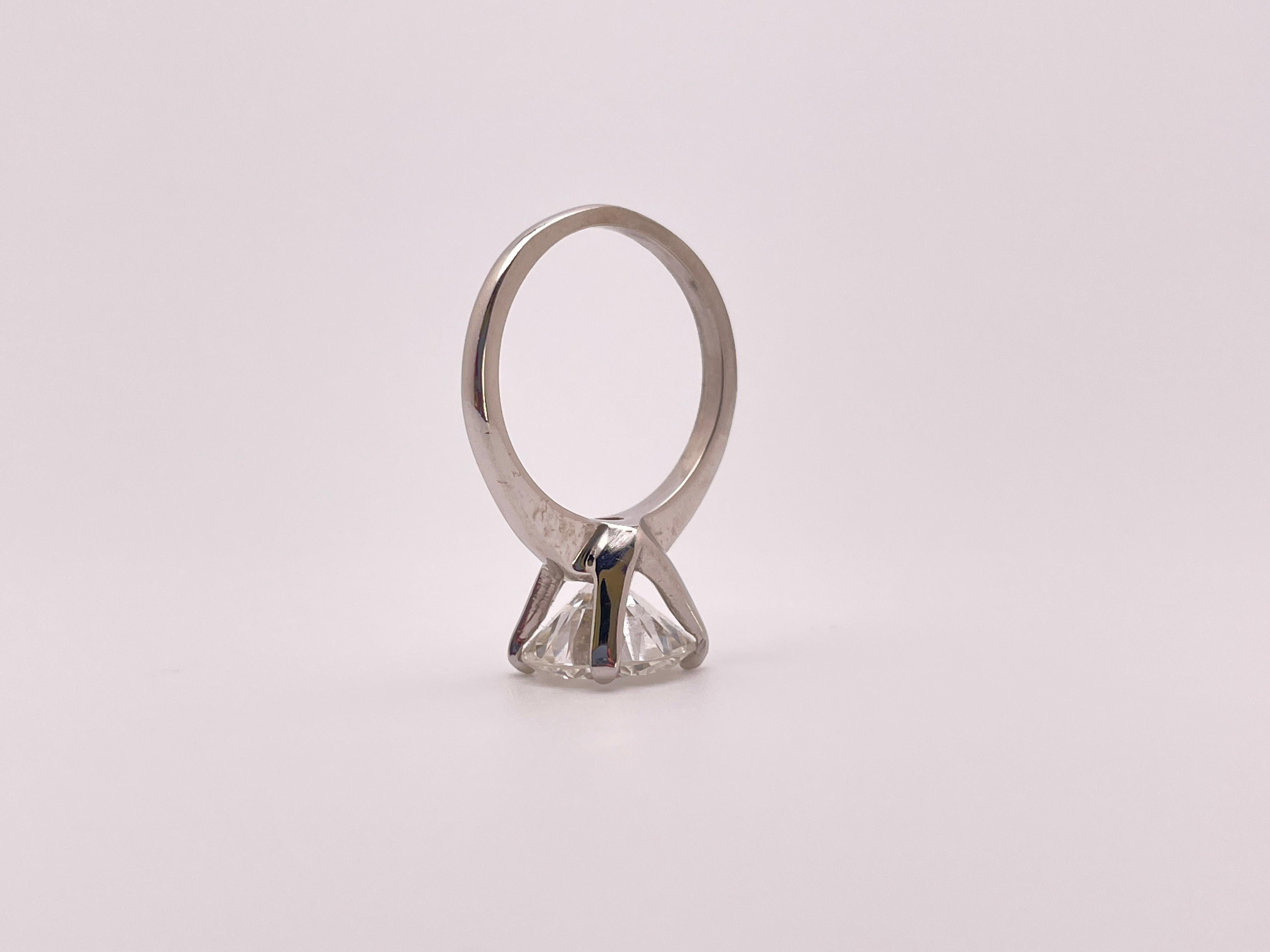 Bague de fiançailles en or blanc 14K certifiée GIA 3,42 CT de diamants naturels en vente 7