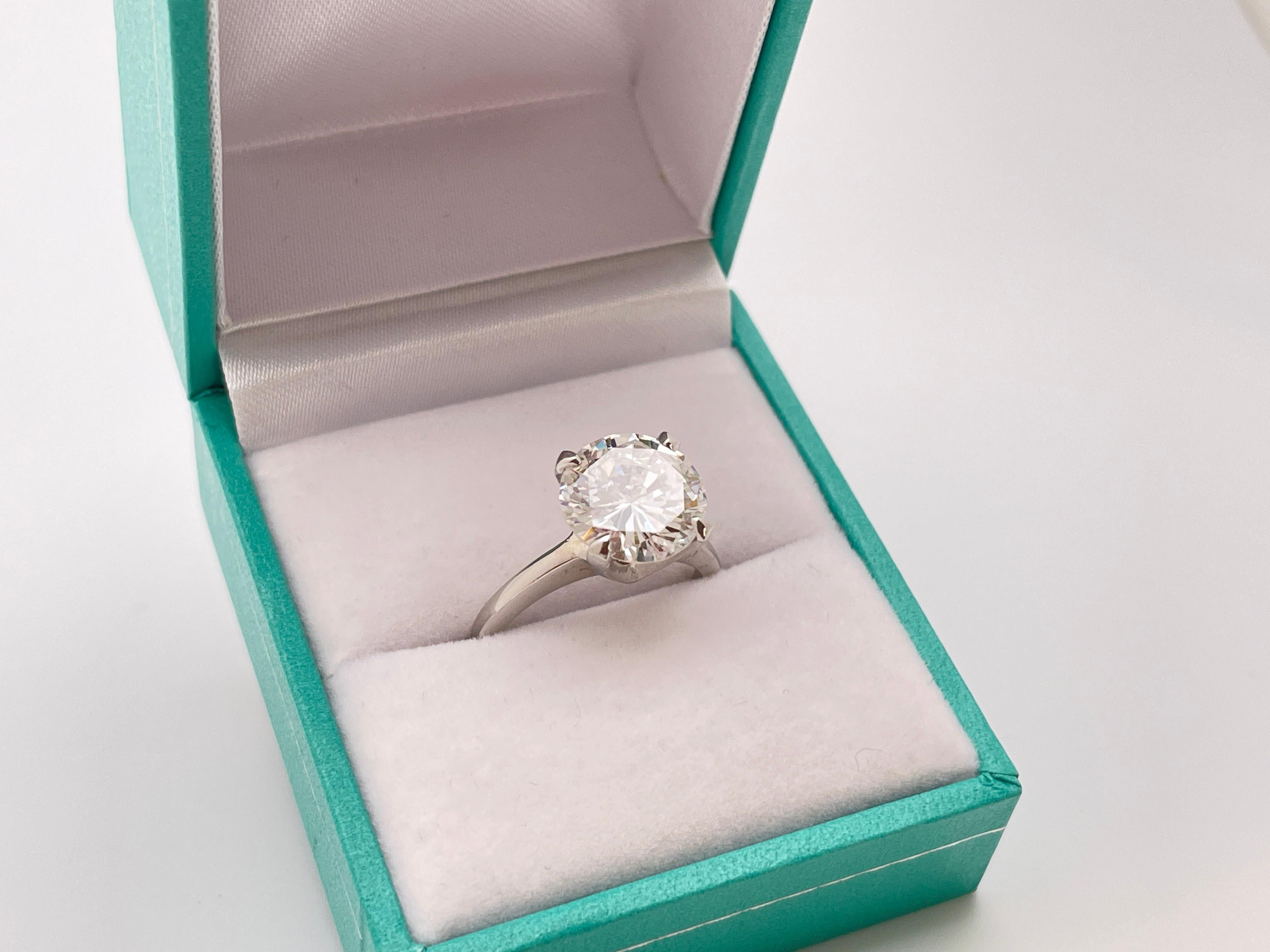 Bague de fiançailles en or blanc 14K certifiée GIA 3,42 CT de diamants naturels en vente 11