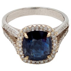 Bague en or 18 carats avec saphir bleu de Birmanie certifié GIA de 3,46 carats et diamants