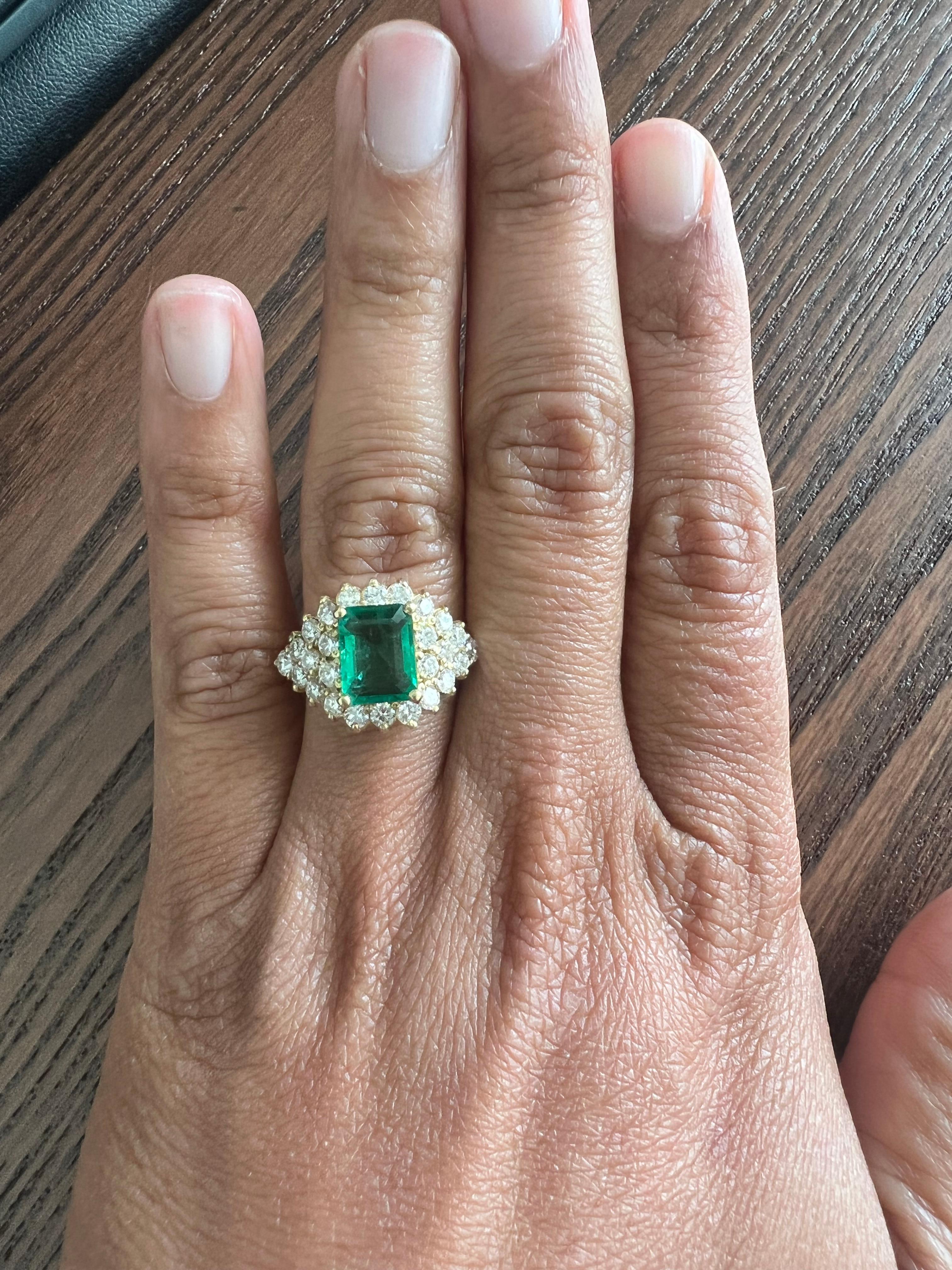 Women's GIA Certified 3.46 Carat Emerald Diamond 18 Karat Yellow Gold Cluster Ring For Sale