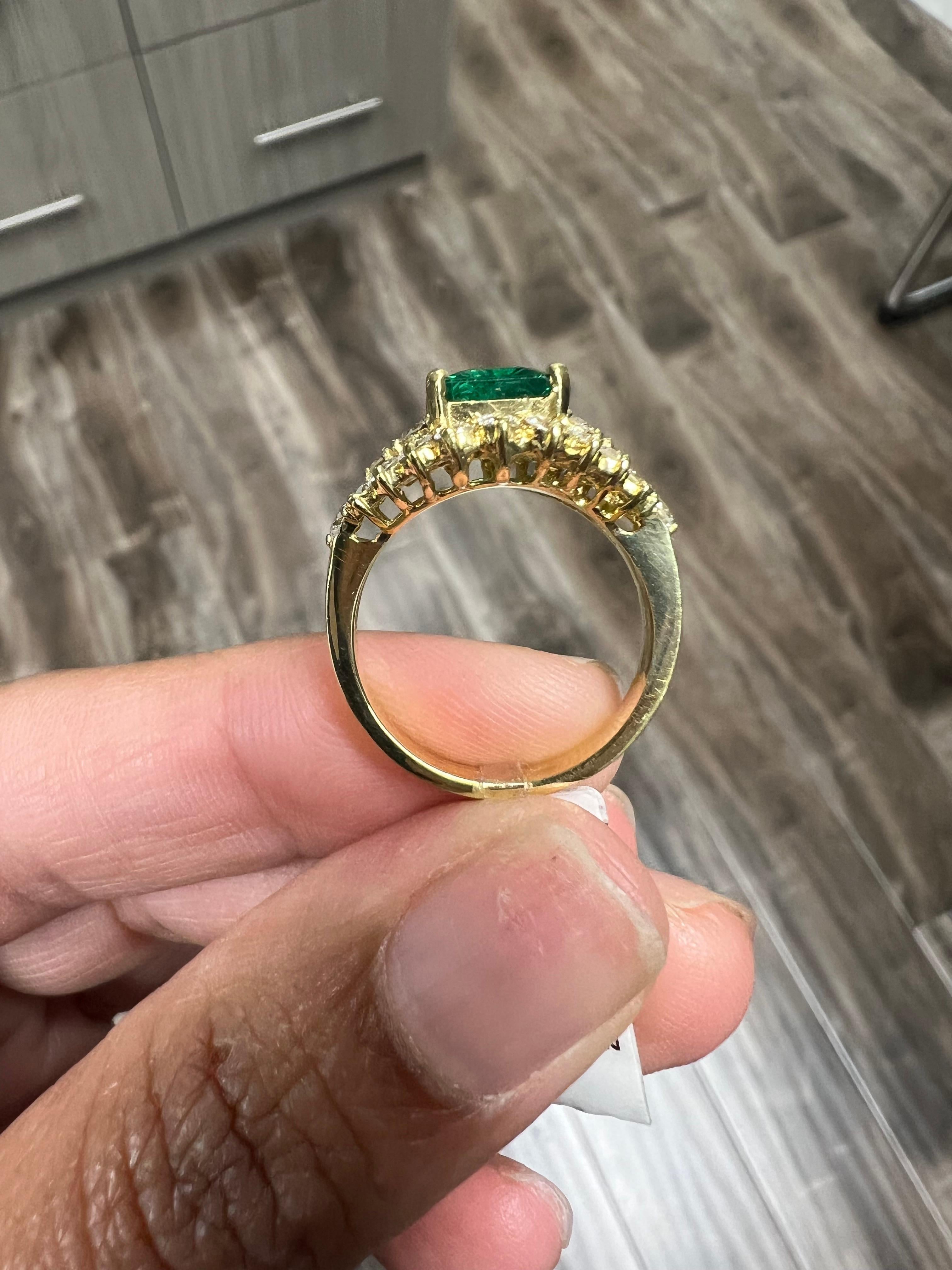 GIA Certified 3.46 Carat Emerald Diamond 18 Karat Yellow Gold Cluster Ring For Sale 2