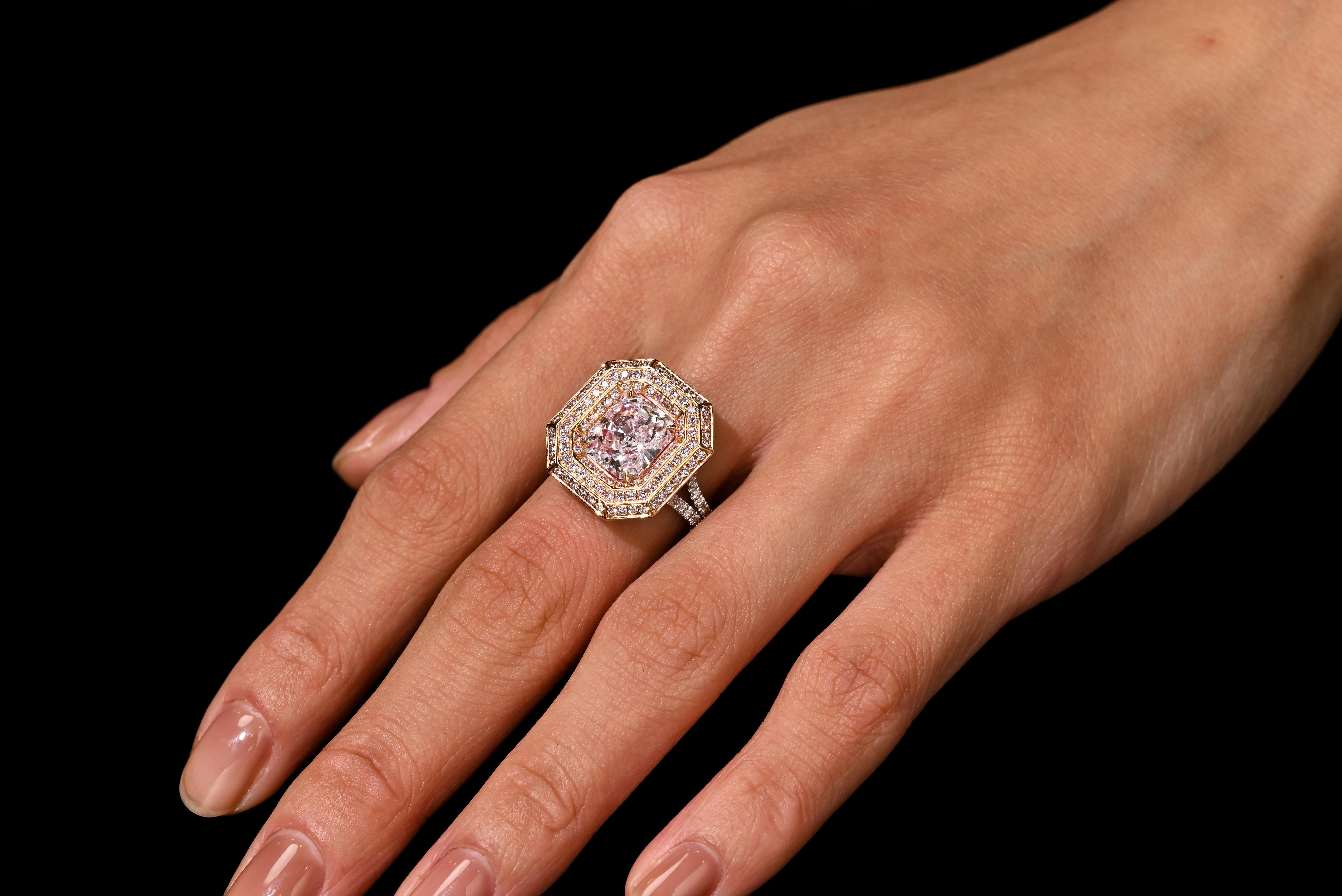 GIA Certified 3.48 Carat Radiant Cut Fancy Light Pink Diamond Ring in 18k In New Condition For Sale In Miami, FL