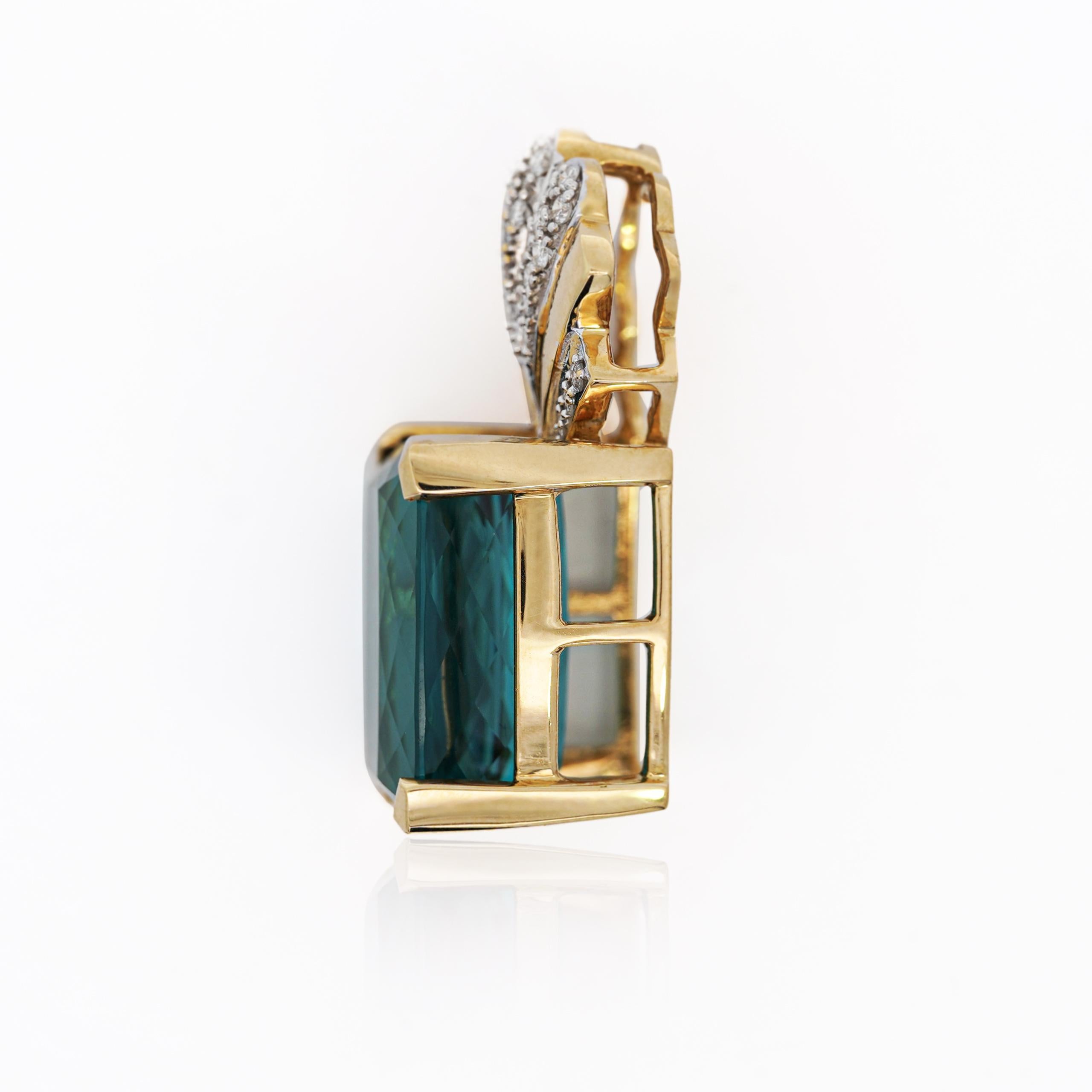 Colgante de oro de 18 quilates con turmalina indicolita y diamante de 35 quilates certificado por el GIA Art Decó en venta