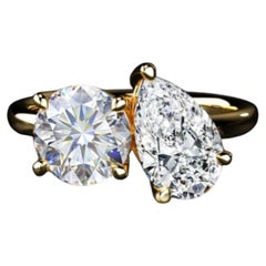 GIA-zertifizierter „Toi et Moi“-Ring aus 18-karätigem Gold mit runden und birnenförmigen Diamanten (3,50 Karat, D/VVS2)