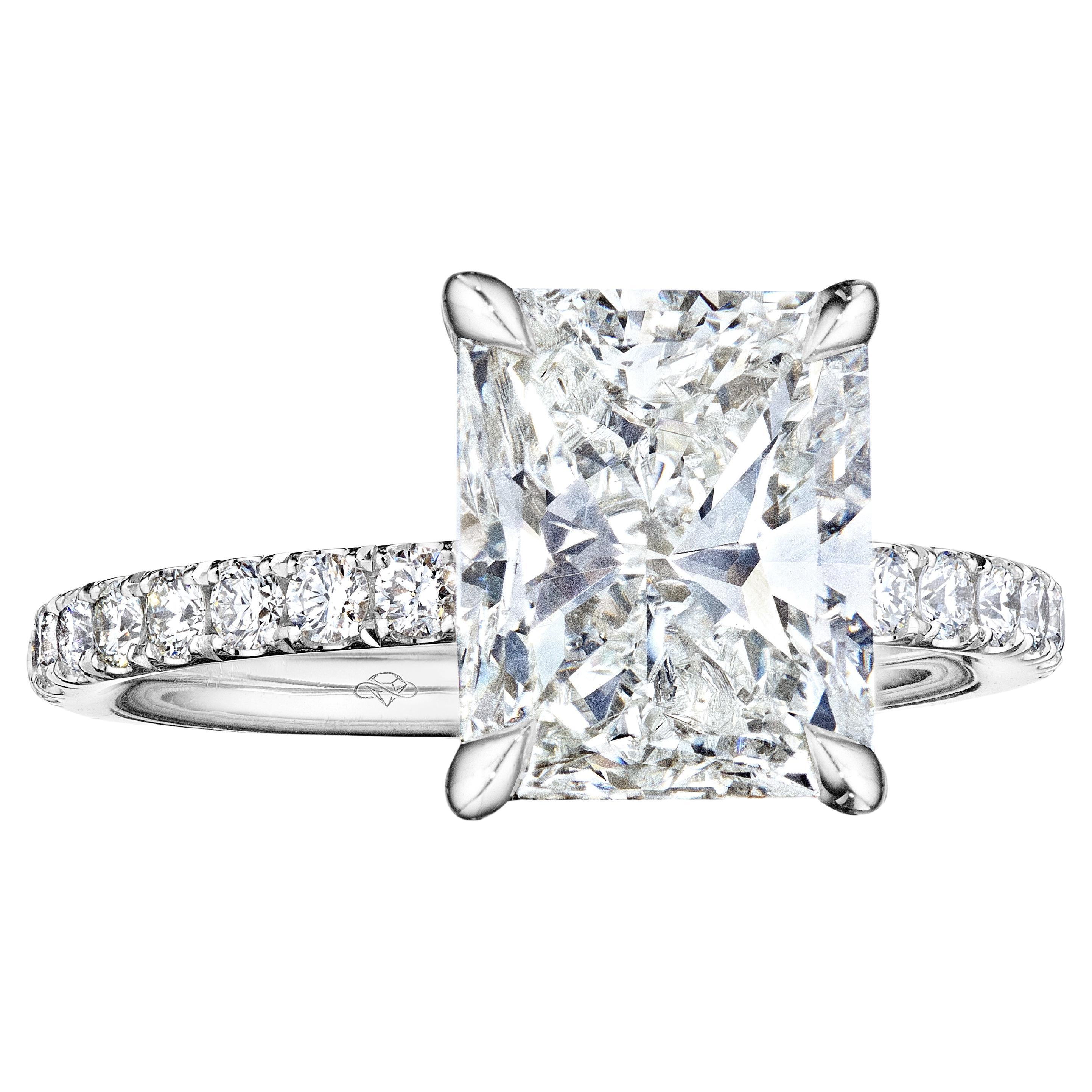 GIA Certified 3.50 Carat E VS1 Radiant Diamond Engagement Ring "Madison" For Sale
