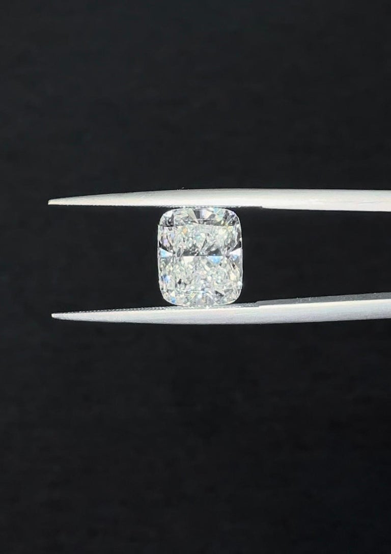 GIA Certified 3.50 Carat Elongated Cushion Diamond In New Condition For Sale In New York, NY