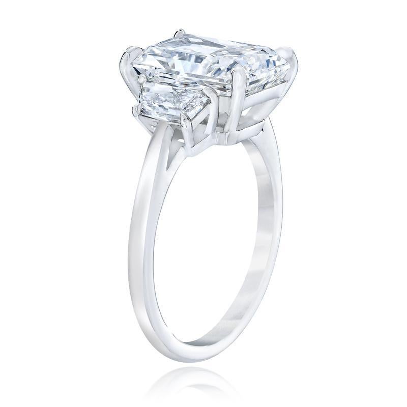 The diamond is very well cut and displays excellent luster! It is impeccably finished as well with Excellent grades in both Polish and Symmetry. The fantastic sparkle and bright play of light truly sets this diamond apart! This stone was hand