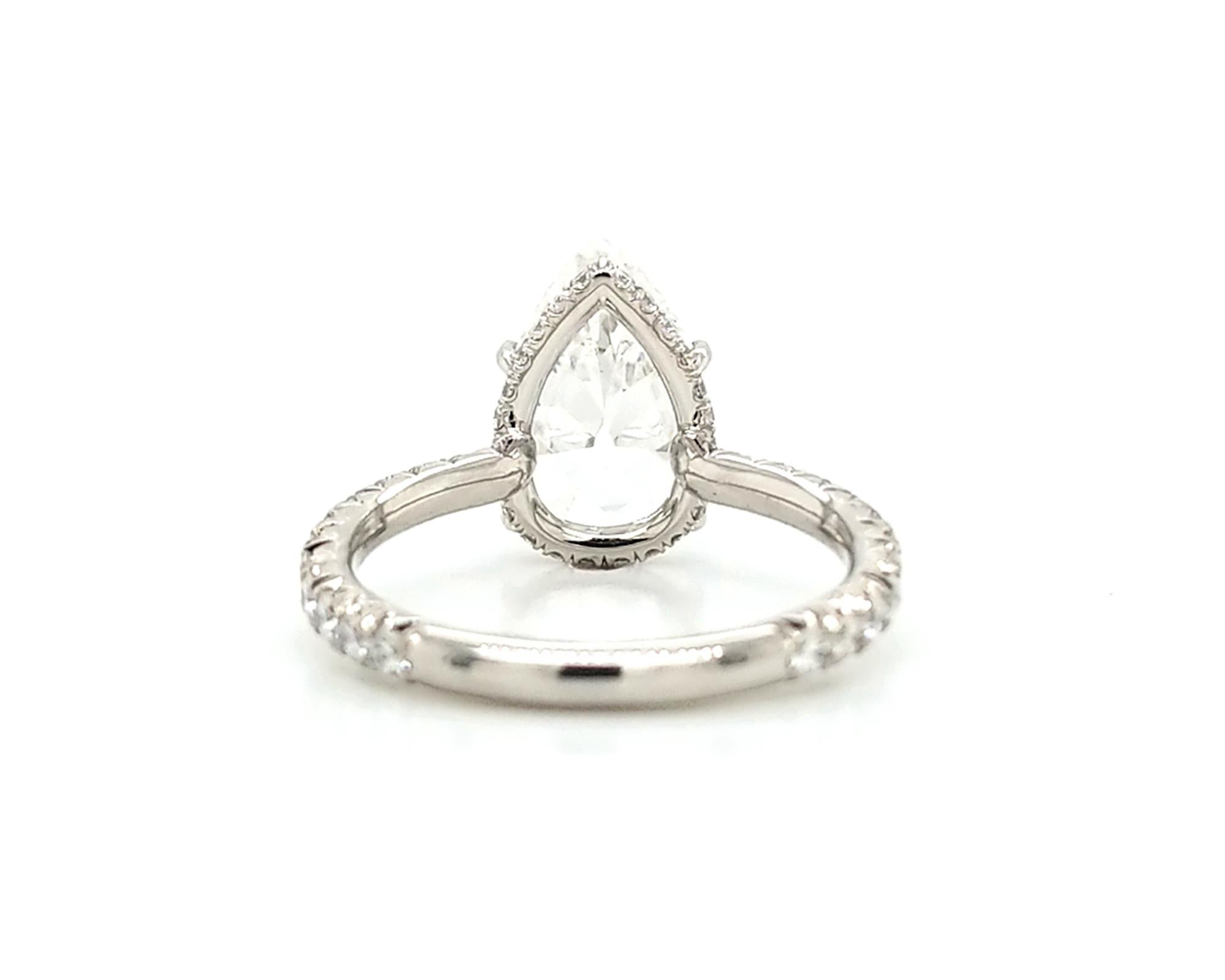 GIA Certified 3.50 Carat Pear Shape Diamond Platinum Engagement Ring In New Condition In New York, NY