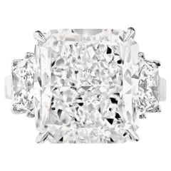 Bague de fiançailles en platine avec diamant de forme radiante de 3.50 carats certifié GIA