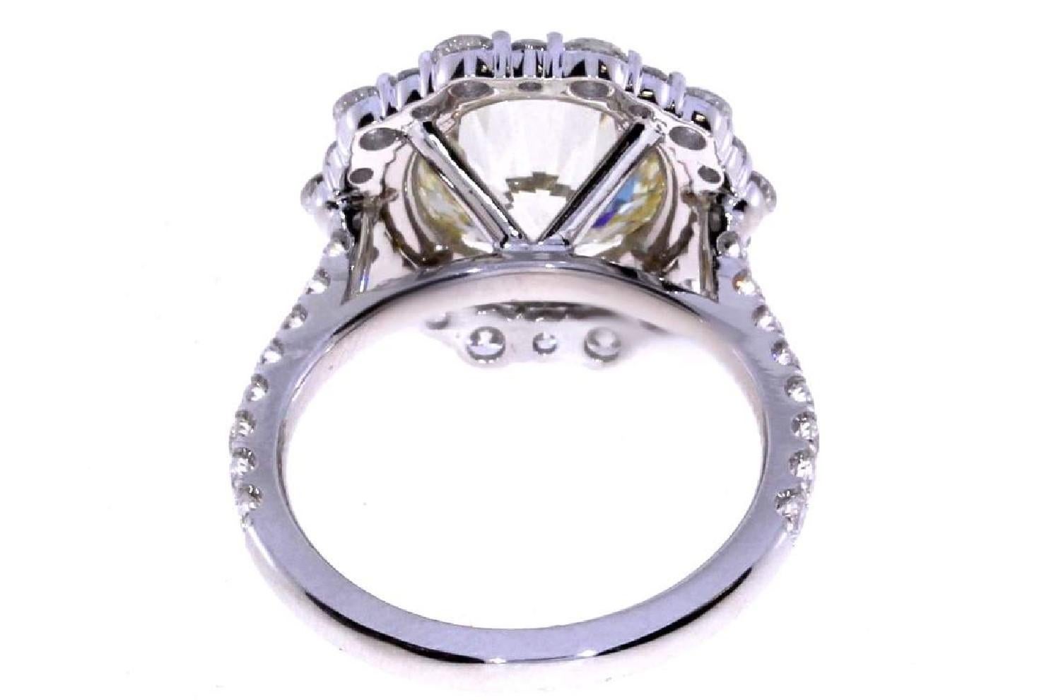 Women's GIA Certified 3.50ct Diamond Sunflower Ring For Sale