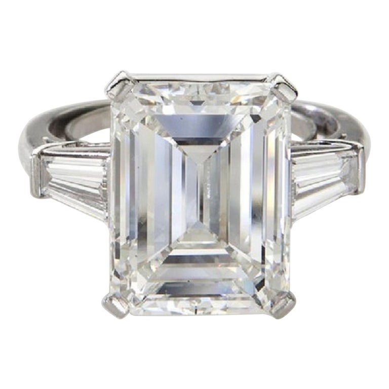 Diamant taille émeraude certifié GIA de 4,01 carats, taille excellente En  vente sur 1stDibs