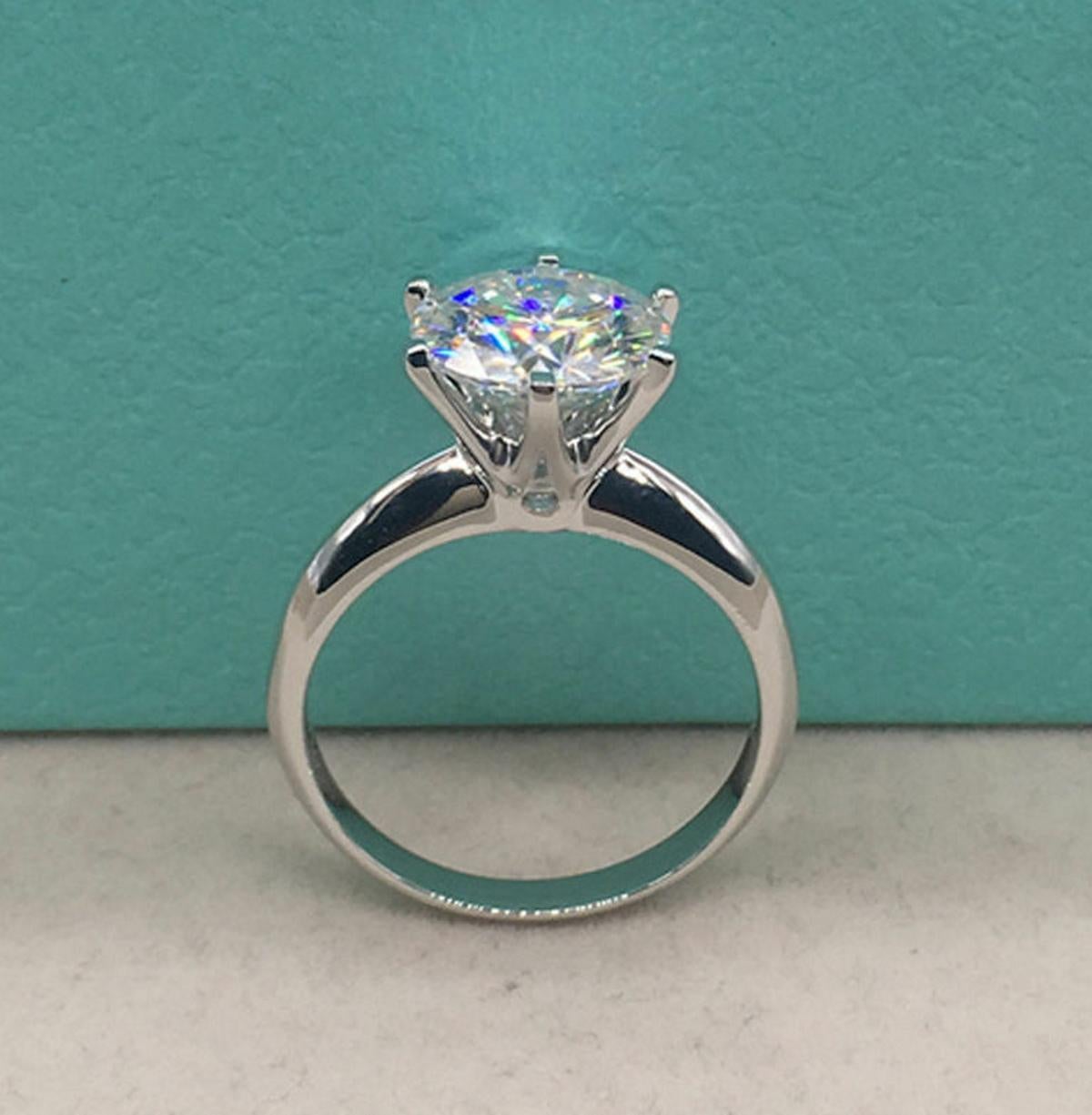 This amazing diamond certified by Gia is just the bomb!  Consider being certified by Gia is a guarantee the stone even though is a j color and the clarity is Si1 but the inclusions are not visible to the naked eye and  are very small and white. No