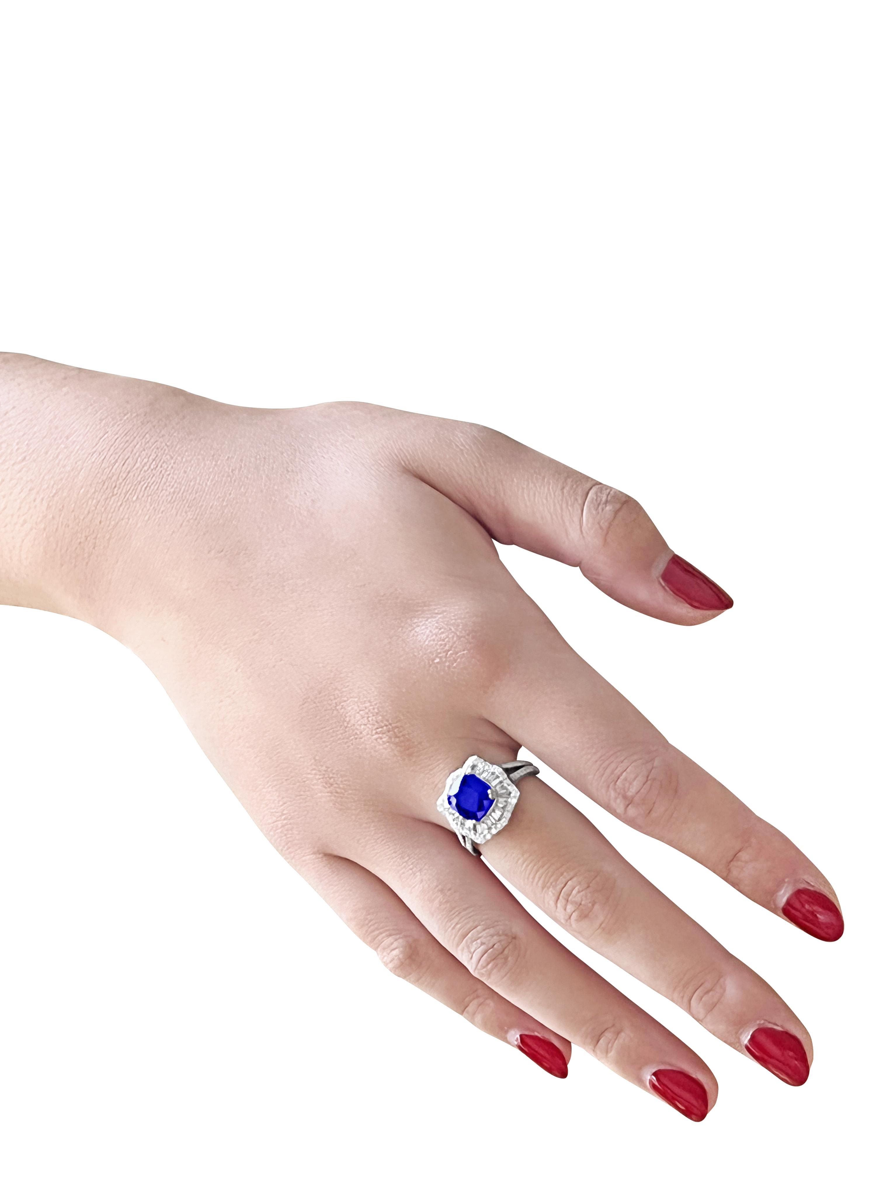 Modern GIA Certified 3.55 Carat Royal Blue Burma Natural Sapphire Diamond Cocktail Ring For Sale