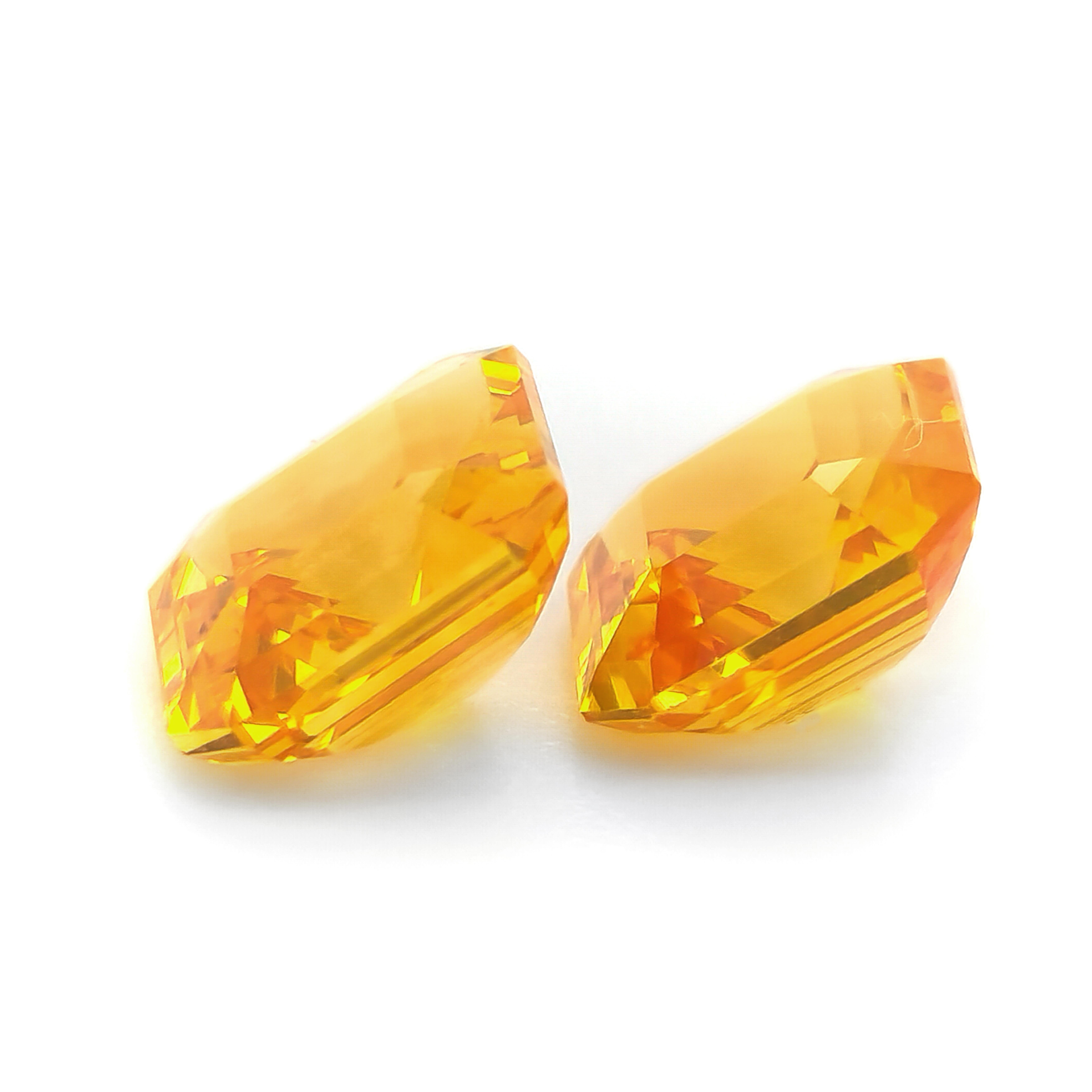 GIA Certified Natural 3.55 Carats Heated Yellow-Orange Sapphire Matching Pair In New Condition For Sale In Los Angeles, CA