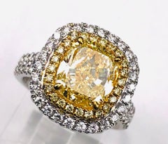 GIA Certified 3.55Ct Cushion Modified Brilliant Fancy Light Yellow-VS1