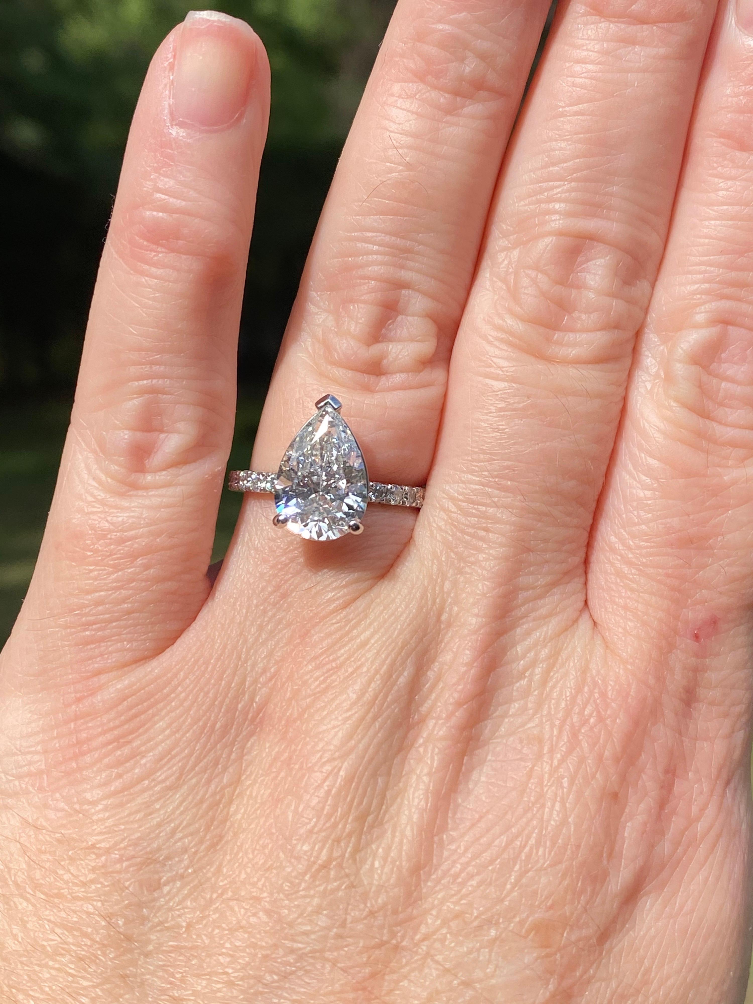 GIA Certified G/SI2 3.56ct Pear Shape Diamond Platinum Engagement Ring In New Condition In New York, NY