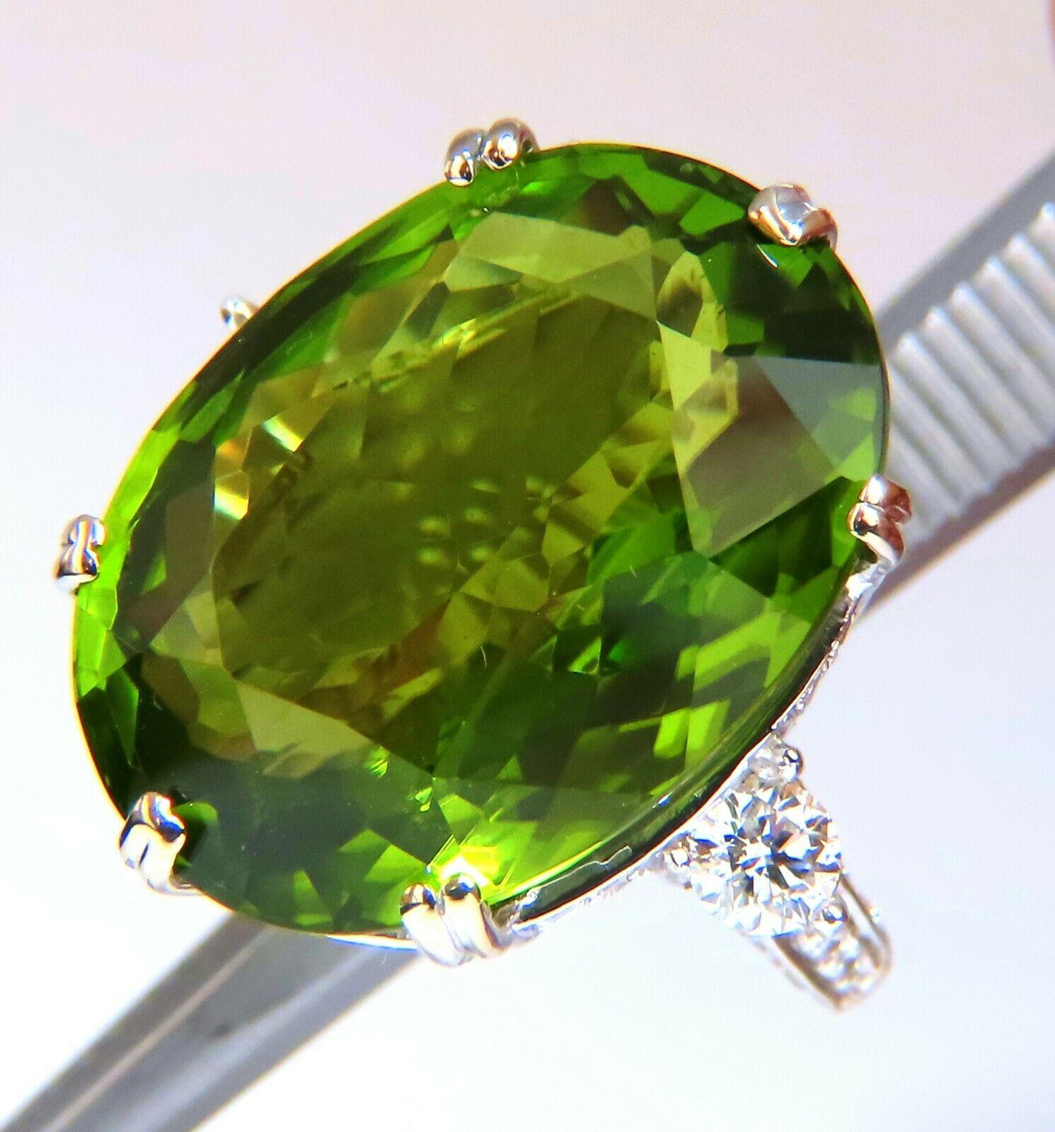 GIA Certified 35.63 Carat Natural Green Peridot Diamonds Rings 18 Karat In New Condition For Sale In New York, NY