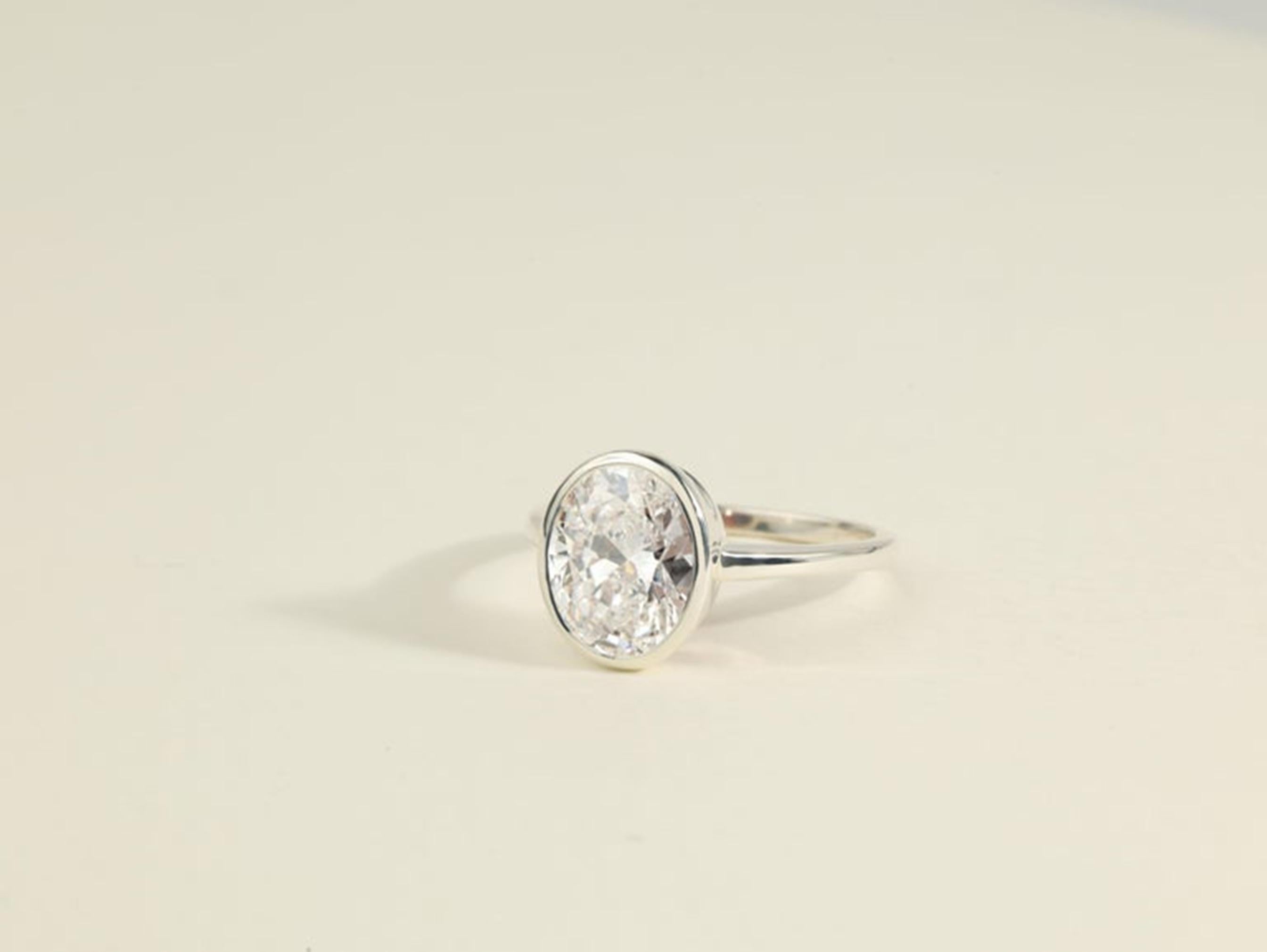 GIA-Bericht zertifiziert 3,5 Karat I VS Oval Solitär Verlobungsring Weißgold Damen im Angebot