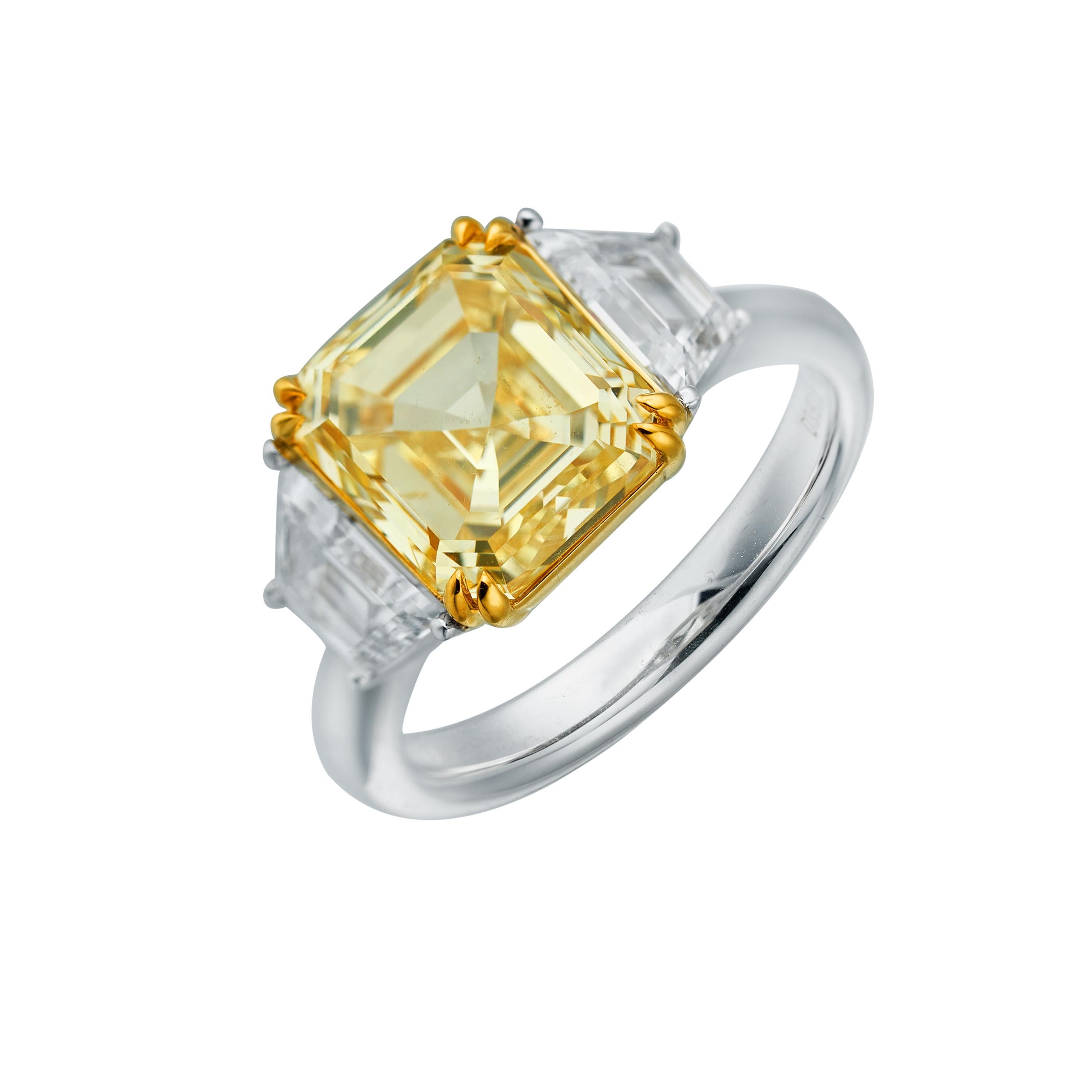 Contemporary GIA Certified, 3.60ct Natural Fancy Yellow Emerald Shape Solitaire diamond  ring For Sale