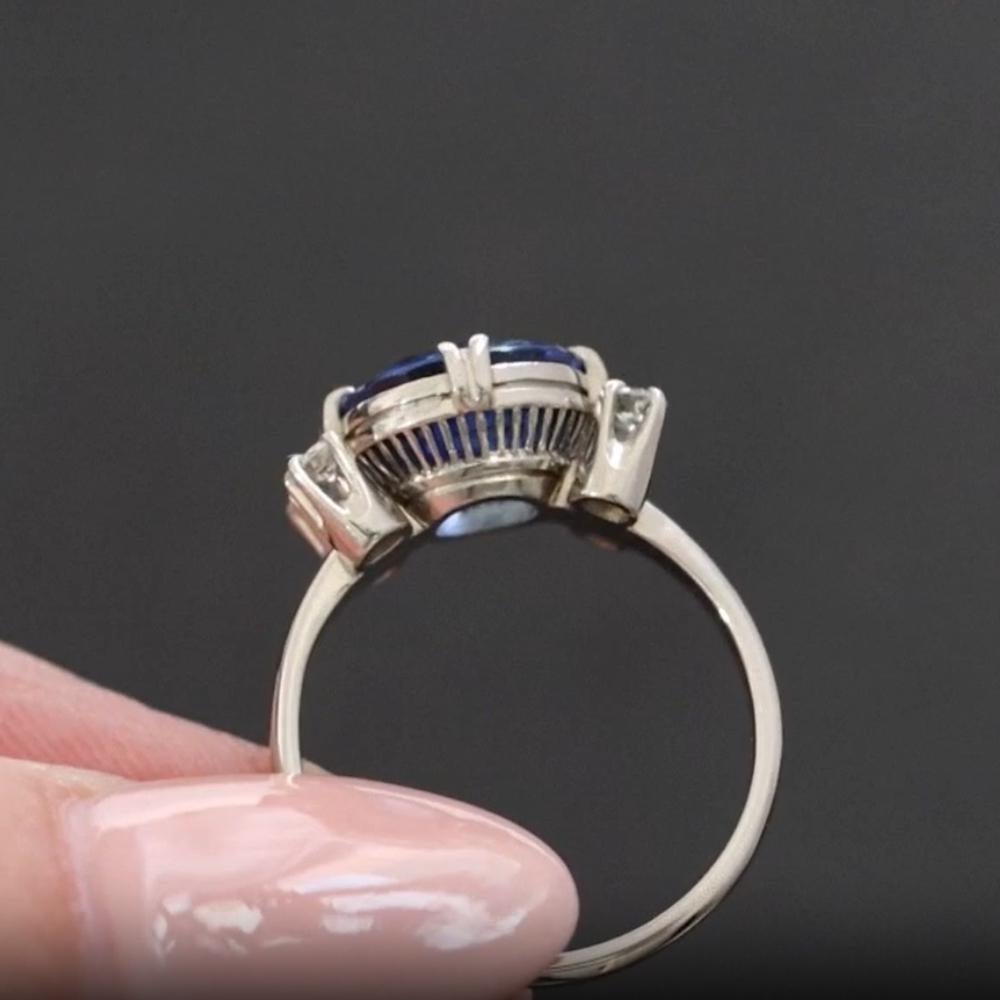 GIA Certified 3.61 Carat Ceylon Sapphire and Diamond Platinum Cocktail Ring (Rundschliff) im Angebot