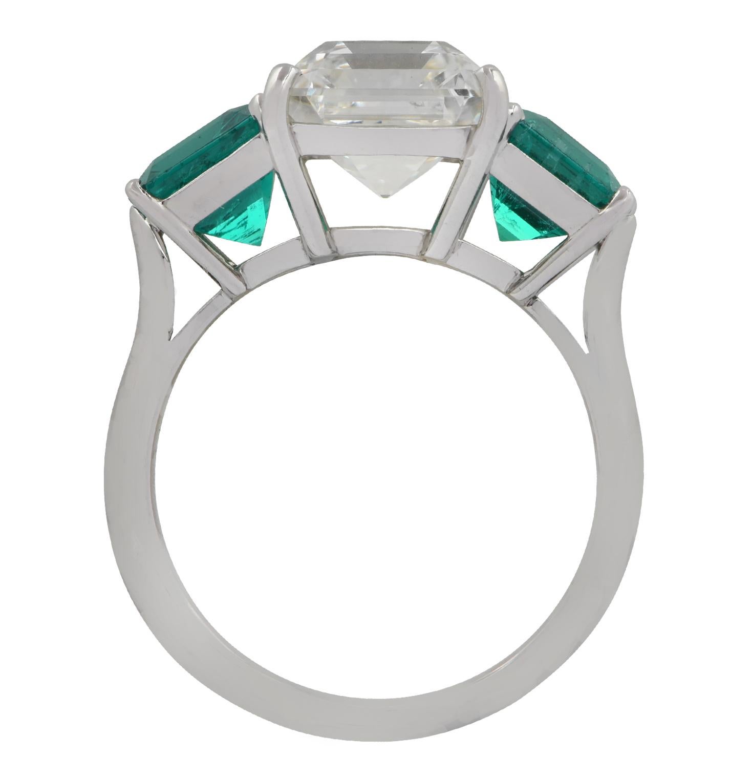 Modern Vivid Diamonds Certified 3.61 Carat Diamond Emerald Ring