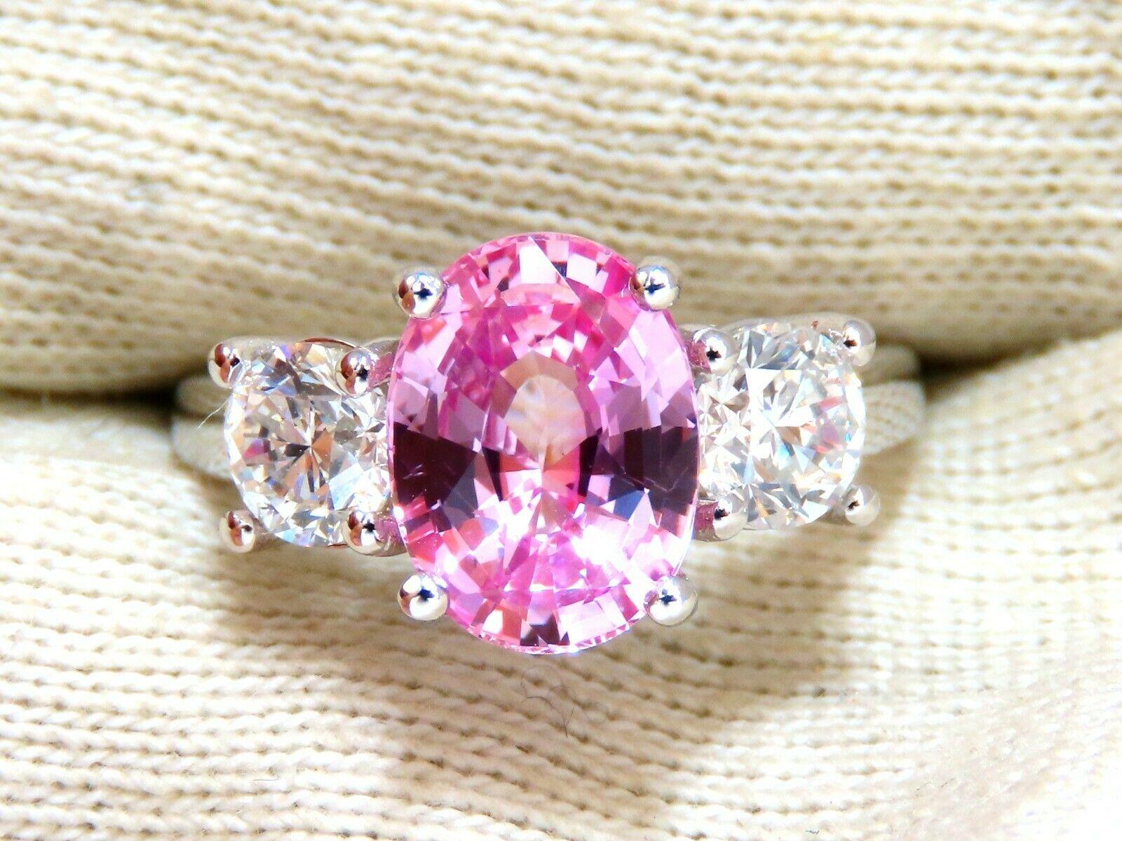 GIA Certified 3.66 Carat Natural Pink Sapphire Diamonds Ring 14 Karat Classic 3 In New Condition For Sale In New York, NY