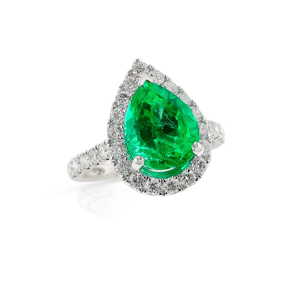 Women's or Men's GIA Certified 3.68 ct. Colombian Emerald and Diamond Ring, 18k