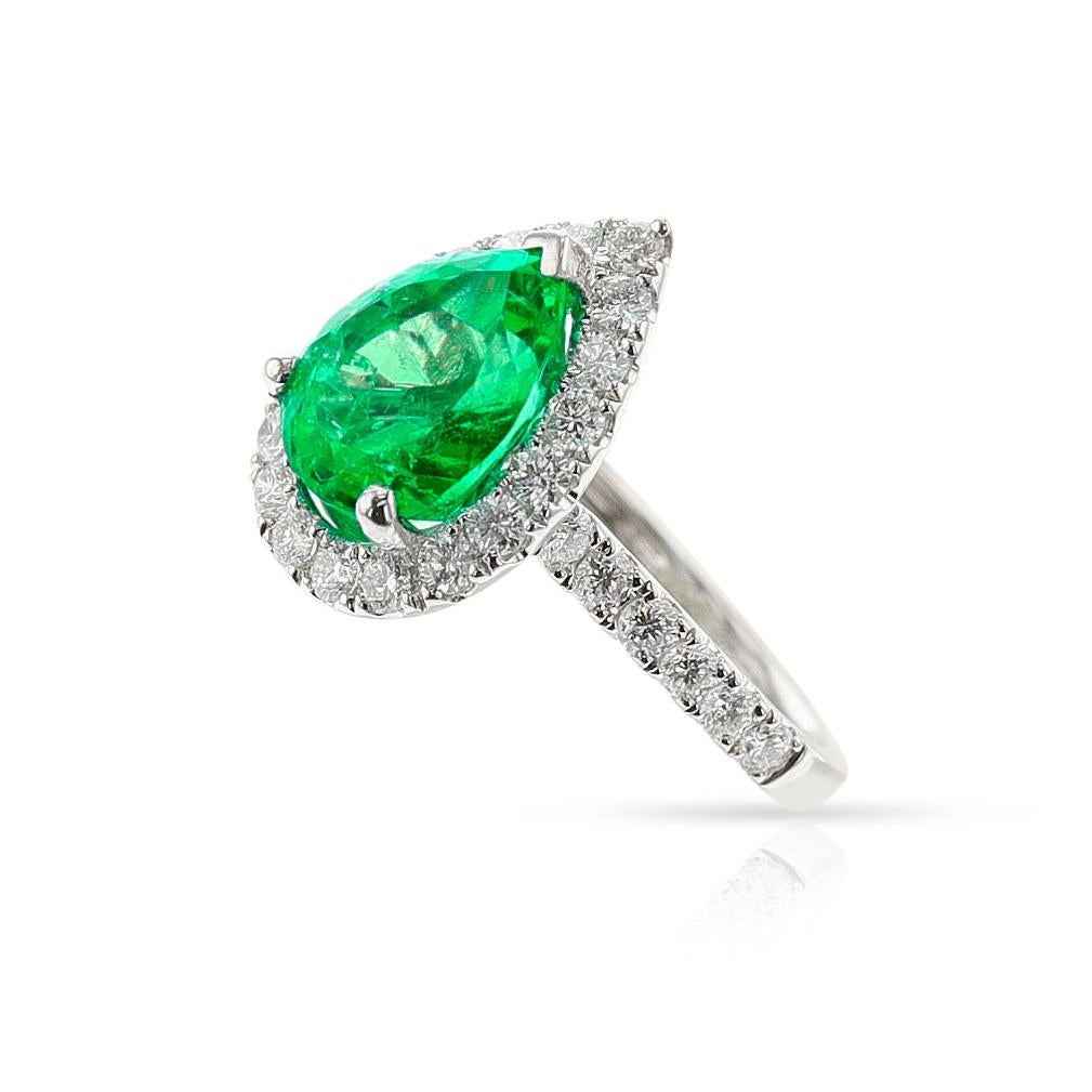 GIA Certified 3.68 ct. Colombian Emerald and Diamond Ring, 18k 1